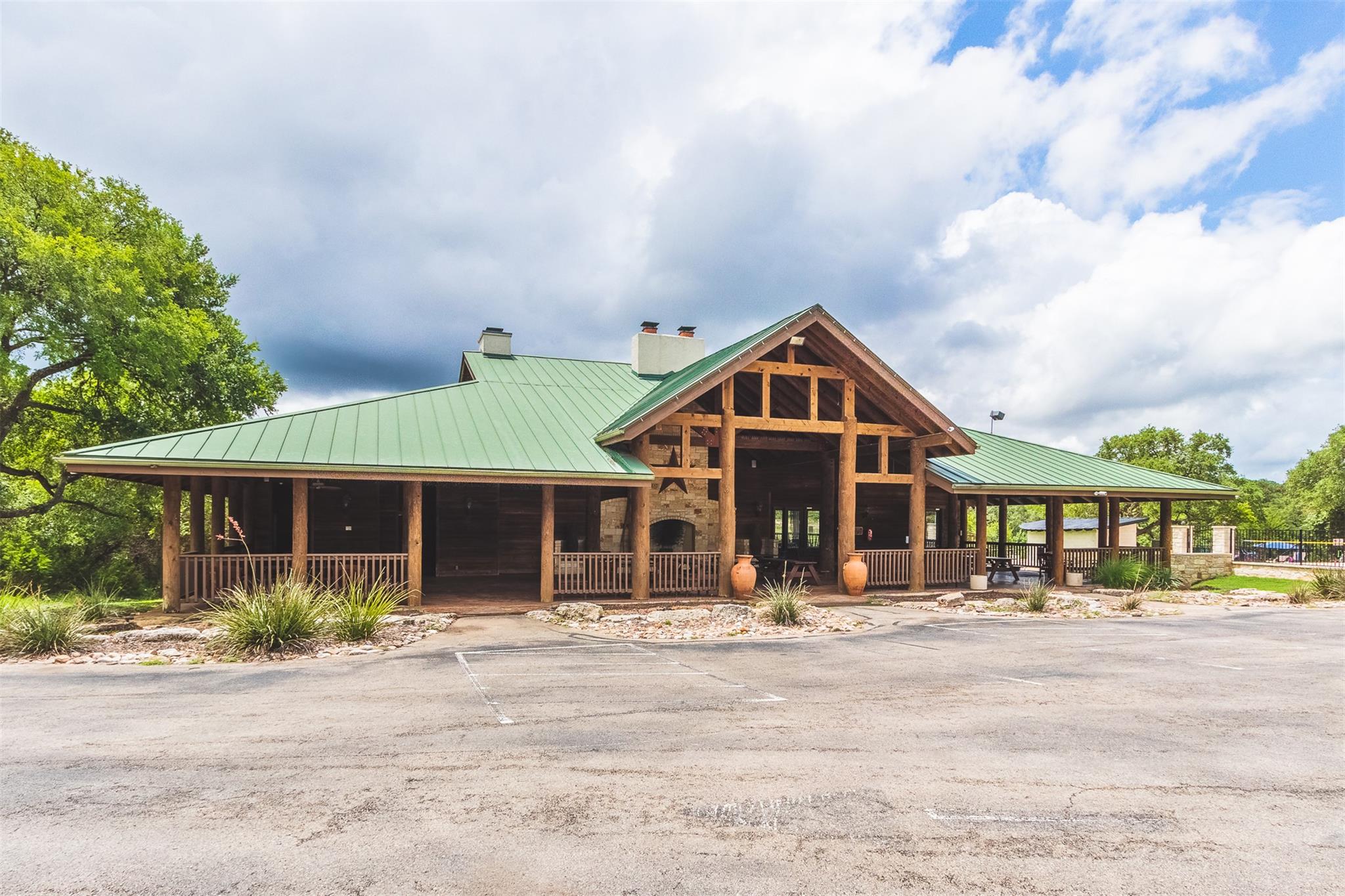 235 Campolina Ln, Driftwood, TX 78619