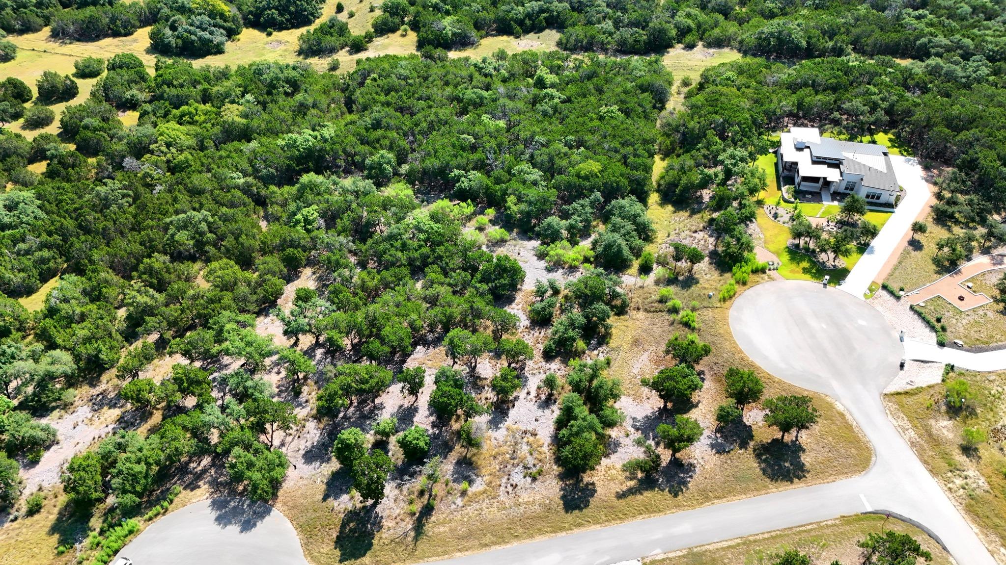 235 Campolina Ln, Driftwood, TX 78619