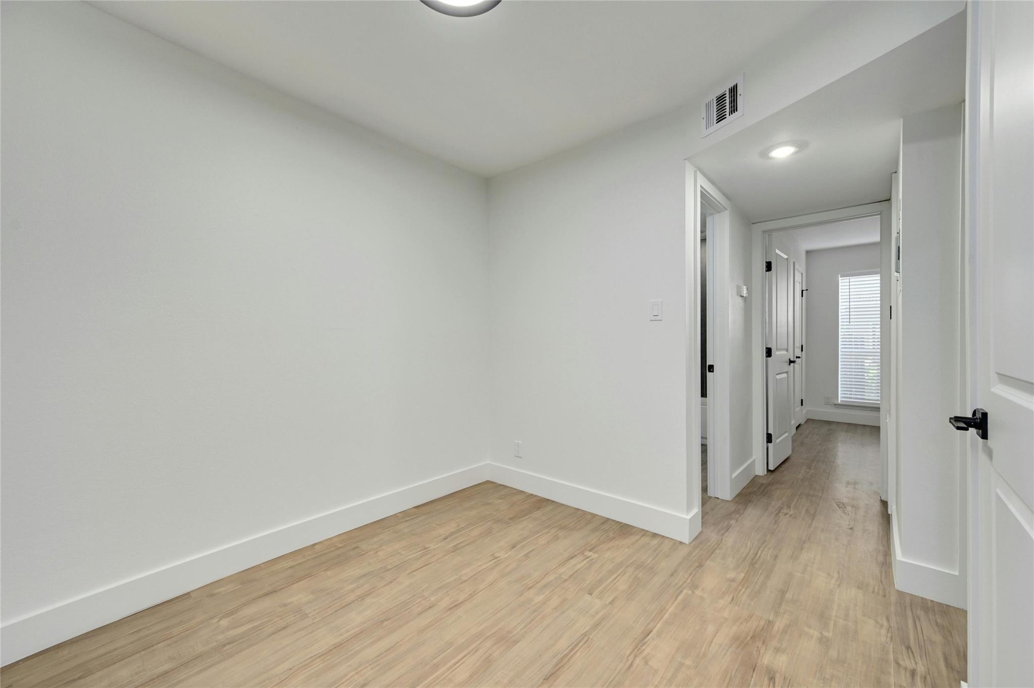 202 E 45th St # 103, Austin, TX 78751