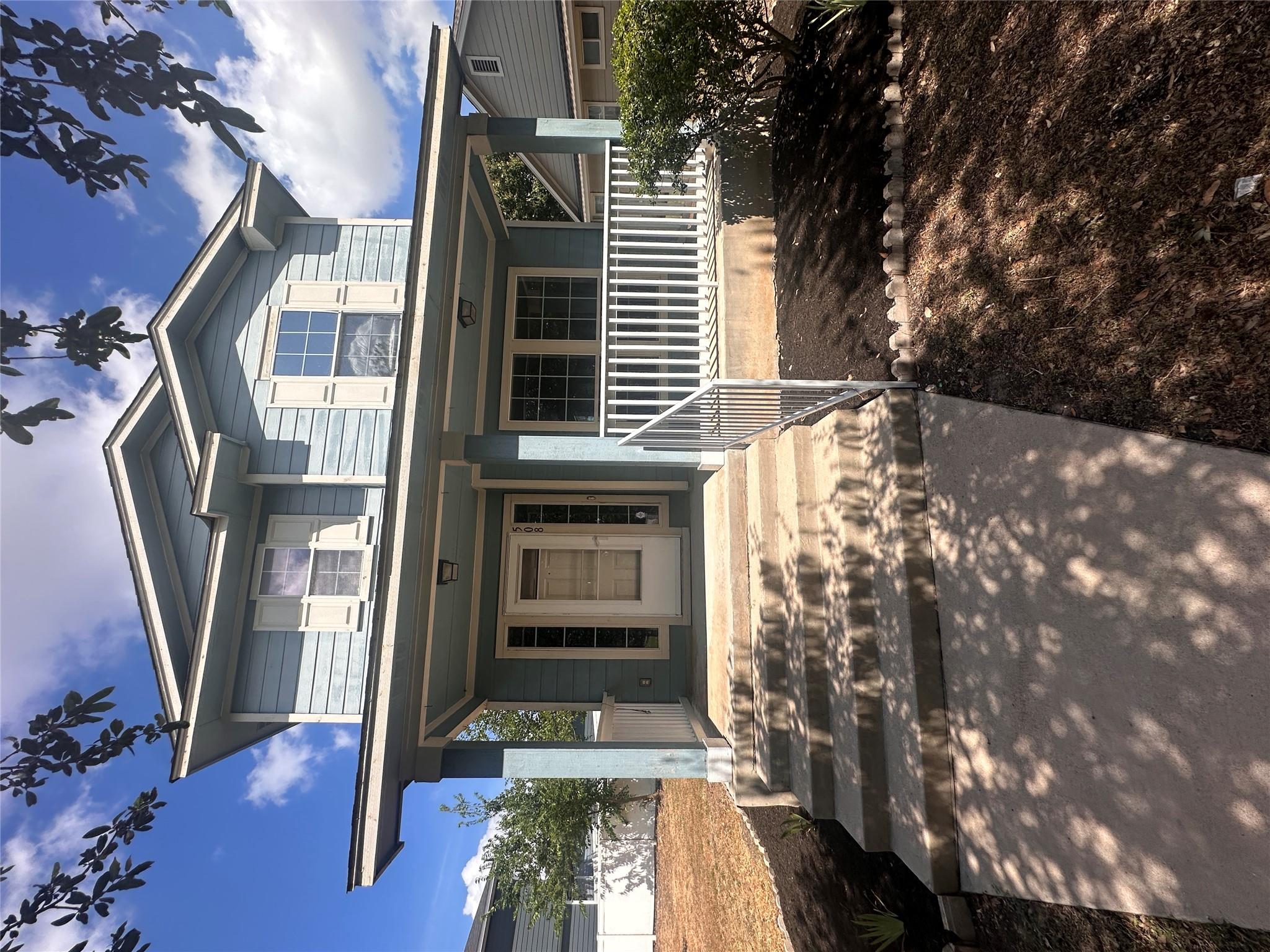 508 Crater Lake Dr, Pflugerville, TX 78660