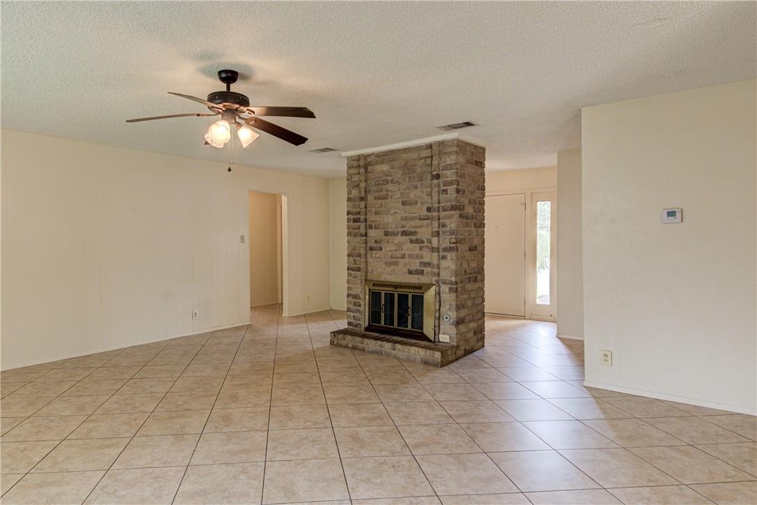 12012 Swallow Dr, Austin, TX 78750