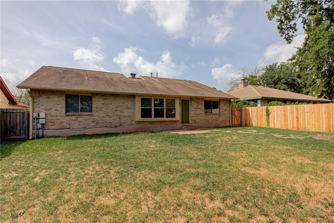 12012 Swallow Dr, Austin, TX 78750