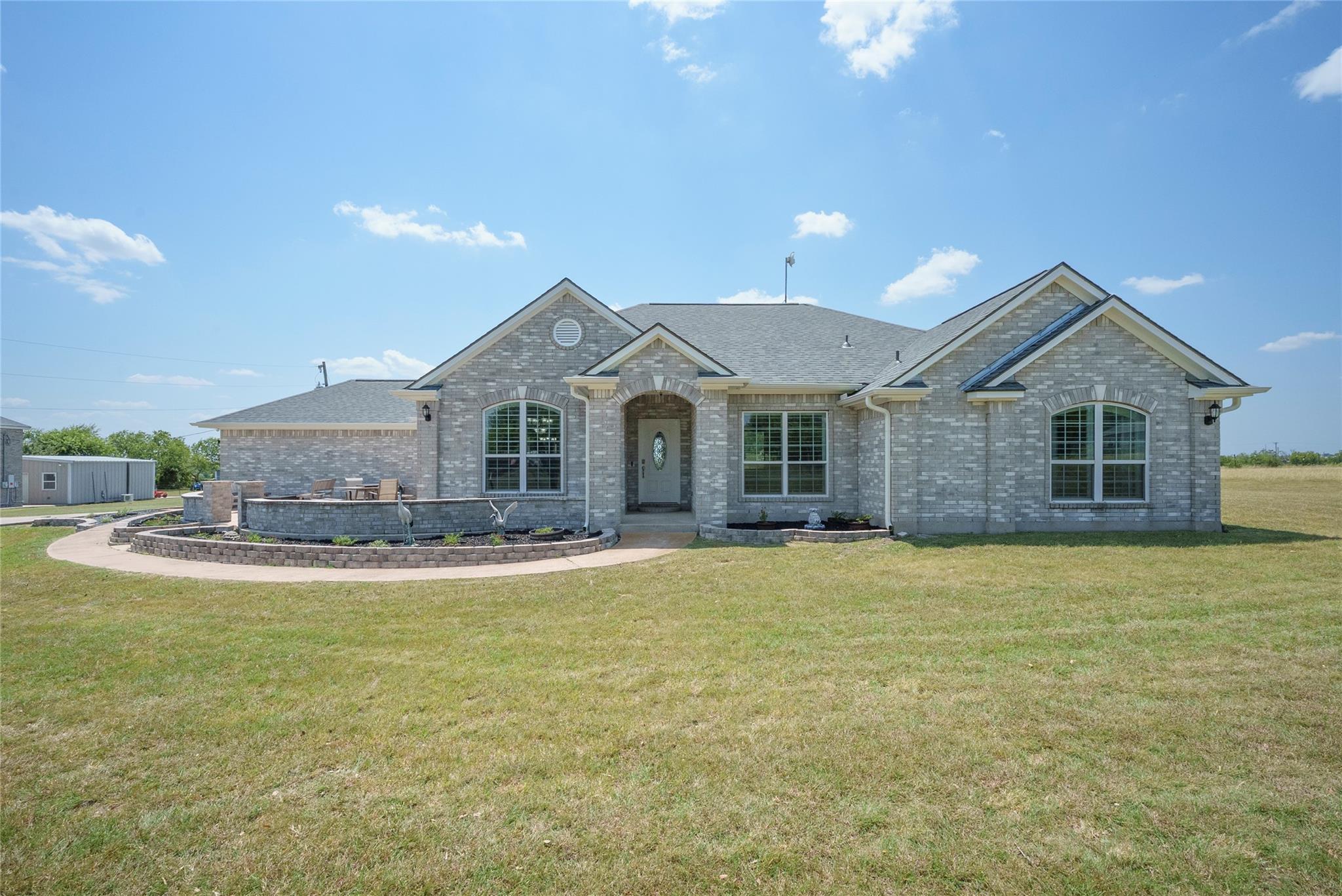 985 County Road 388, Jarrell, TX 76537