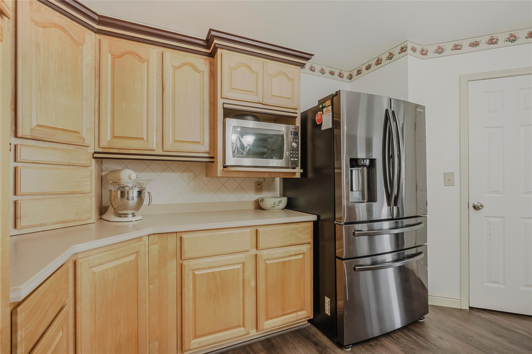 985 County Road 388, Jarrell, TX 76537