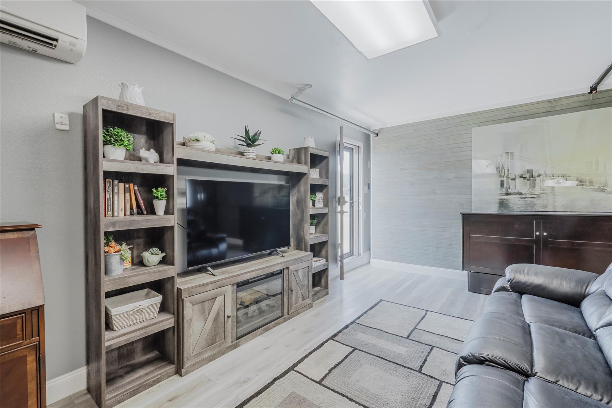 985 County Road 388, Jarrell, TX 76537