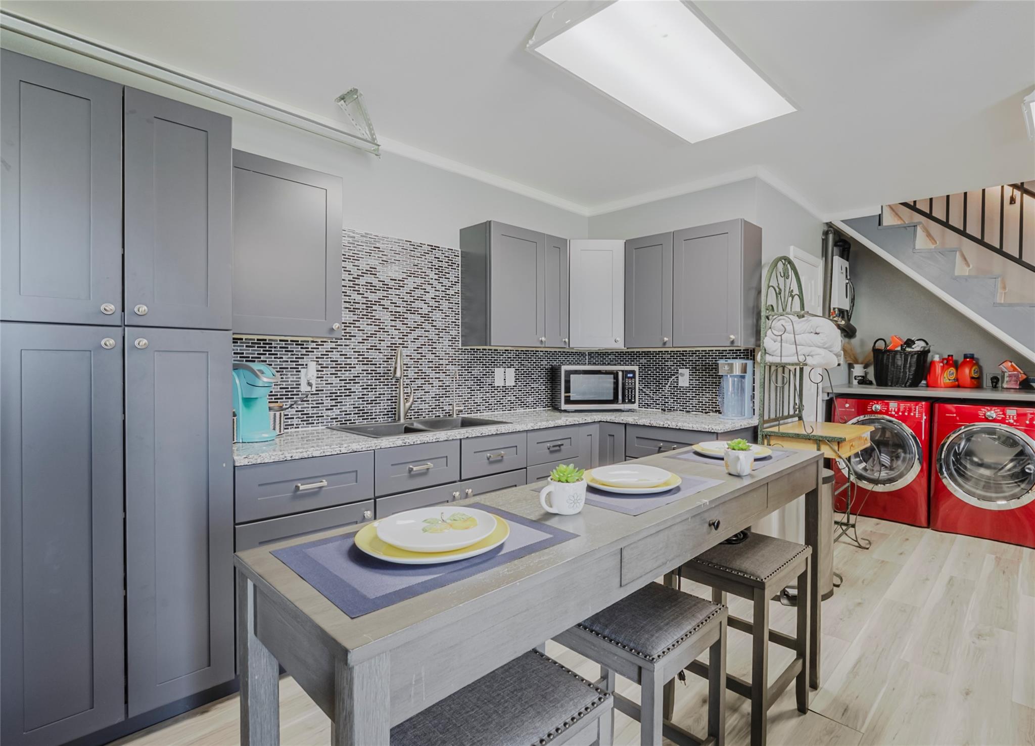 985 County Road 388, Jarrell, TX 76537