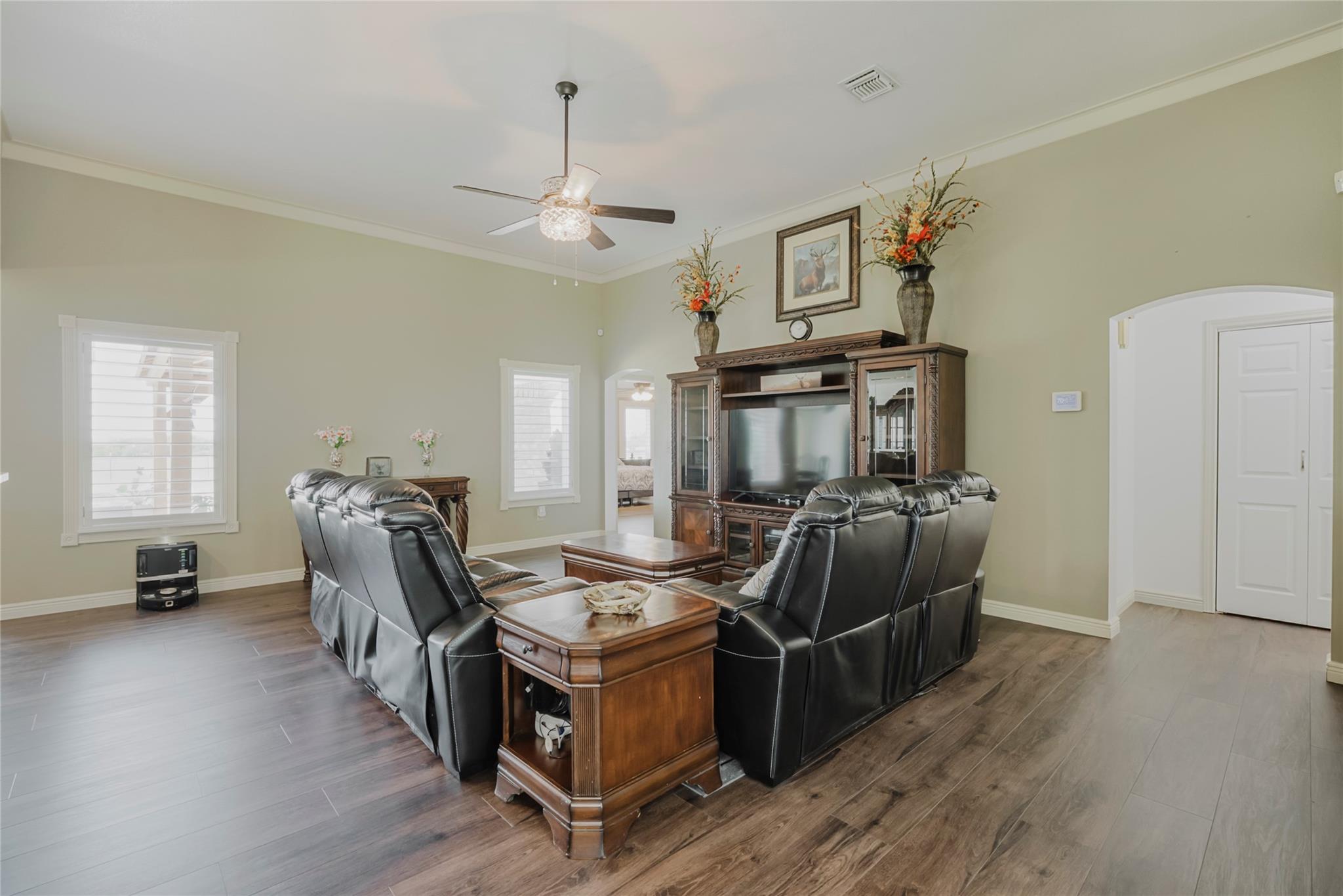 985 County Road 388, Jarrell, TX 76537