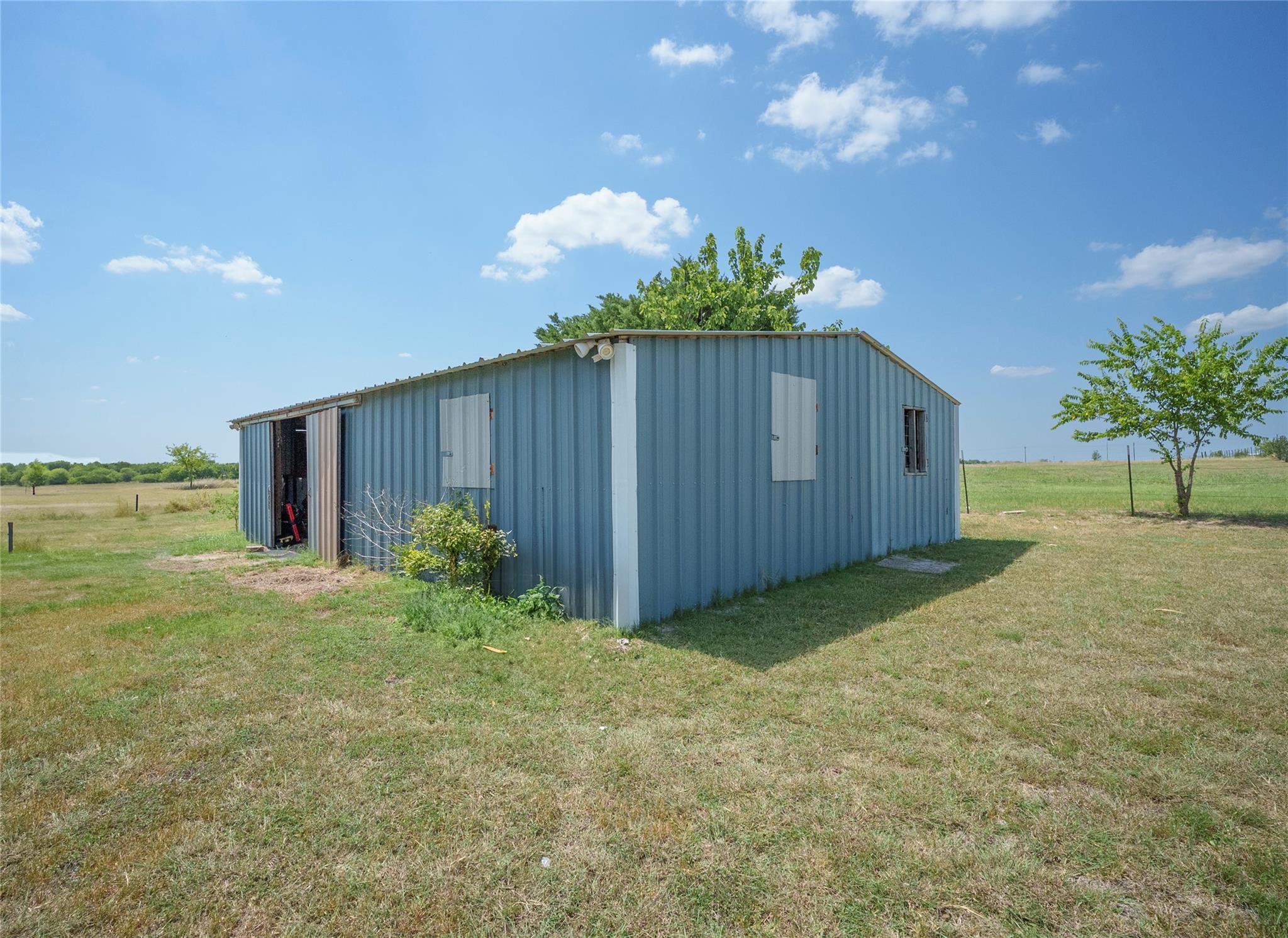 985 County Road 388, Jarrell, TX 76537