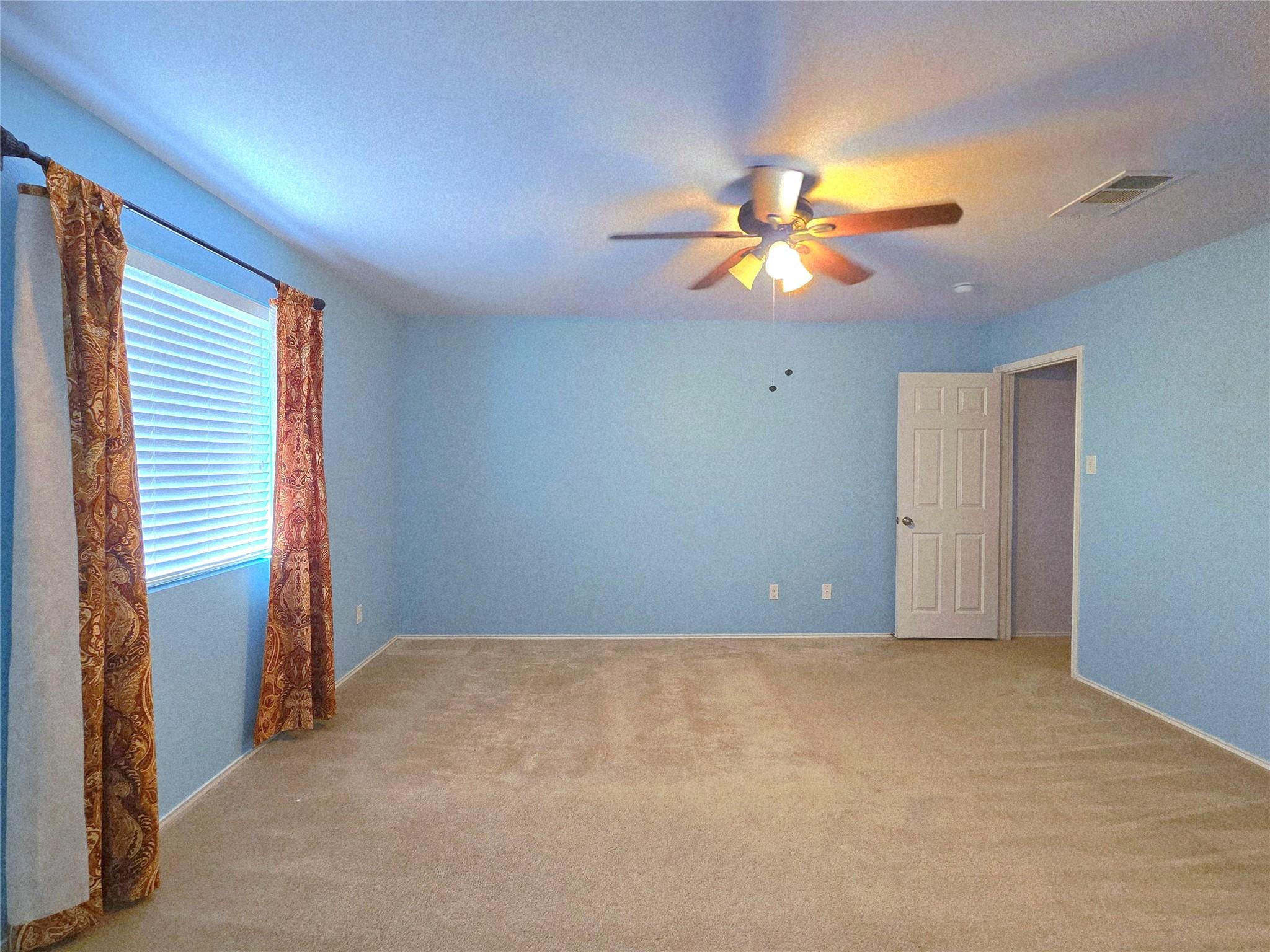 133 Hillhouse Ln, Manchaca, TX 78652