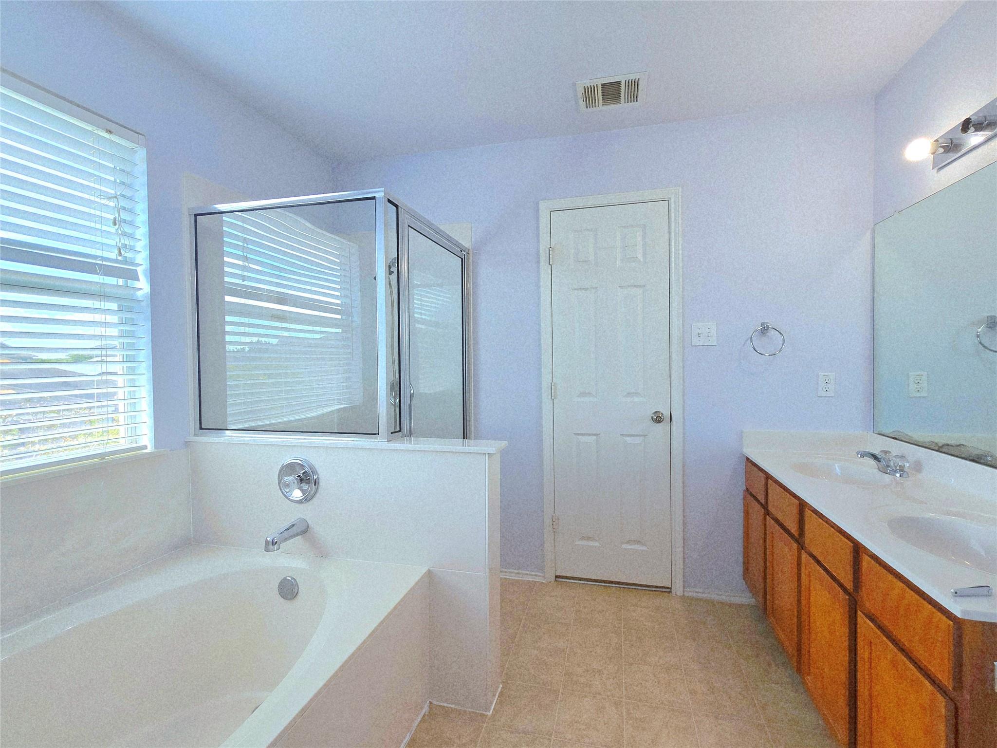 133 Hillhouse Ln, Manchaca, TX 78652