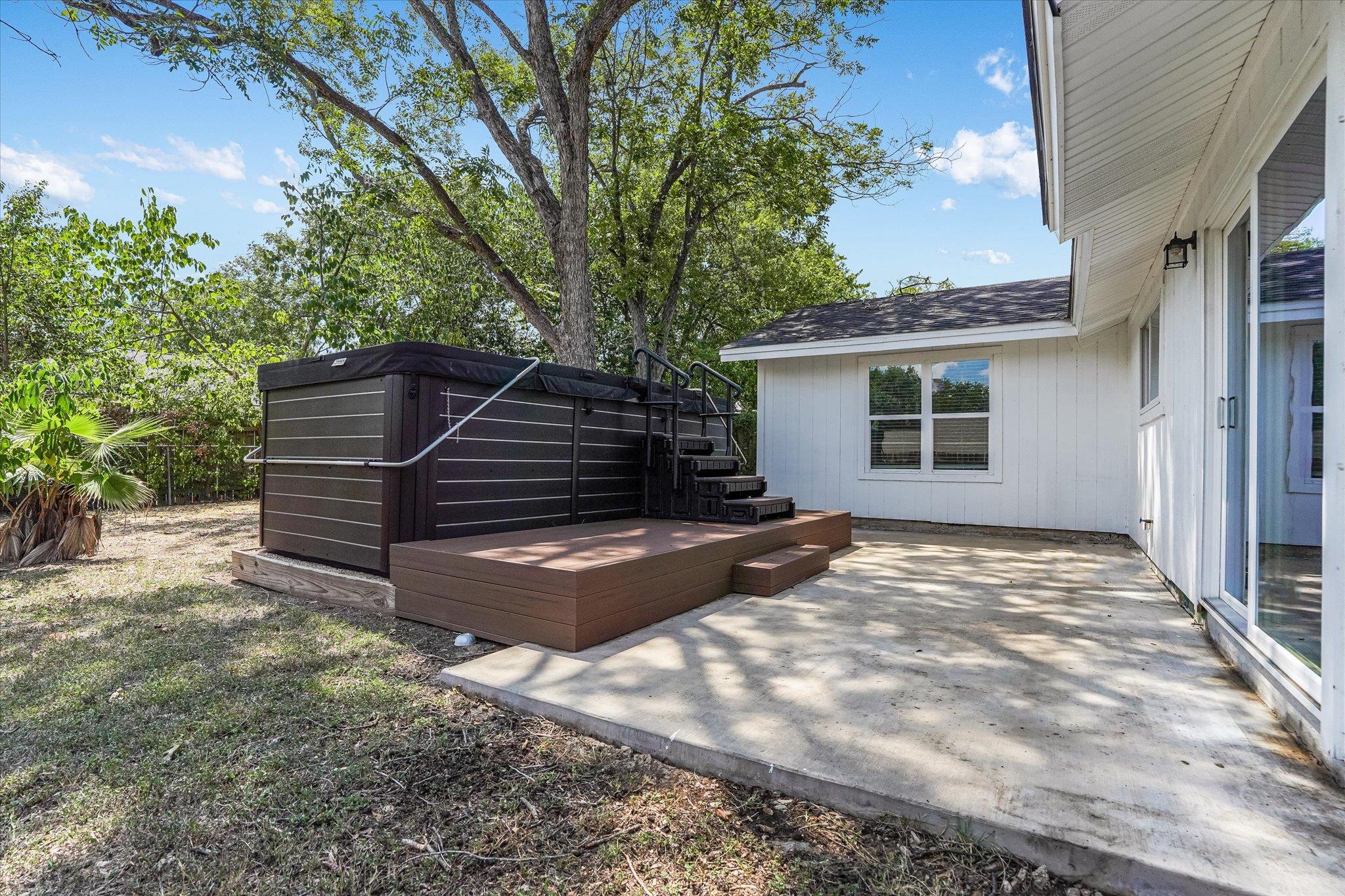 711 Buckingham Pl, Austin, TX 78745