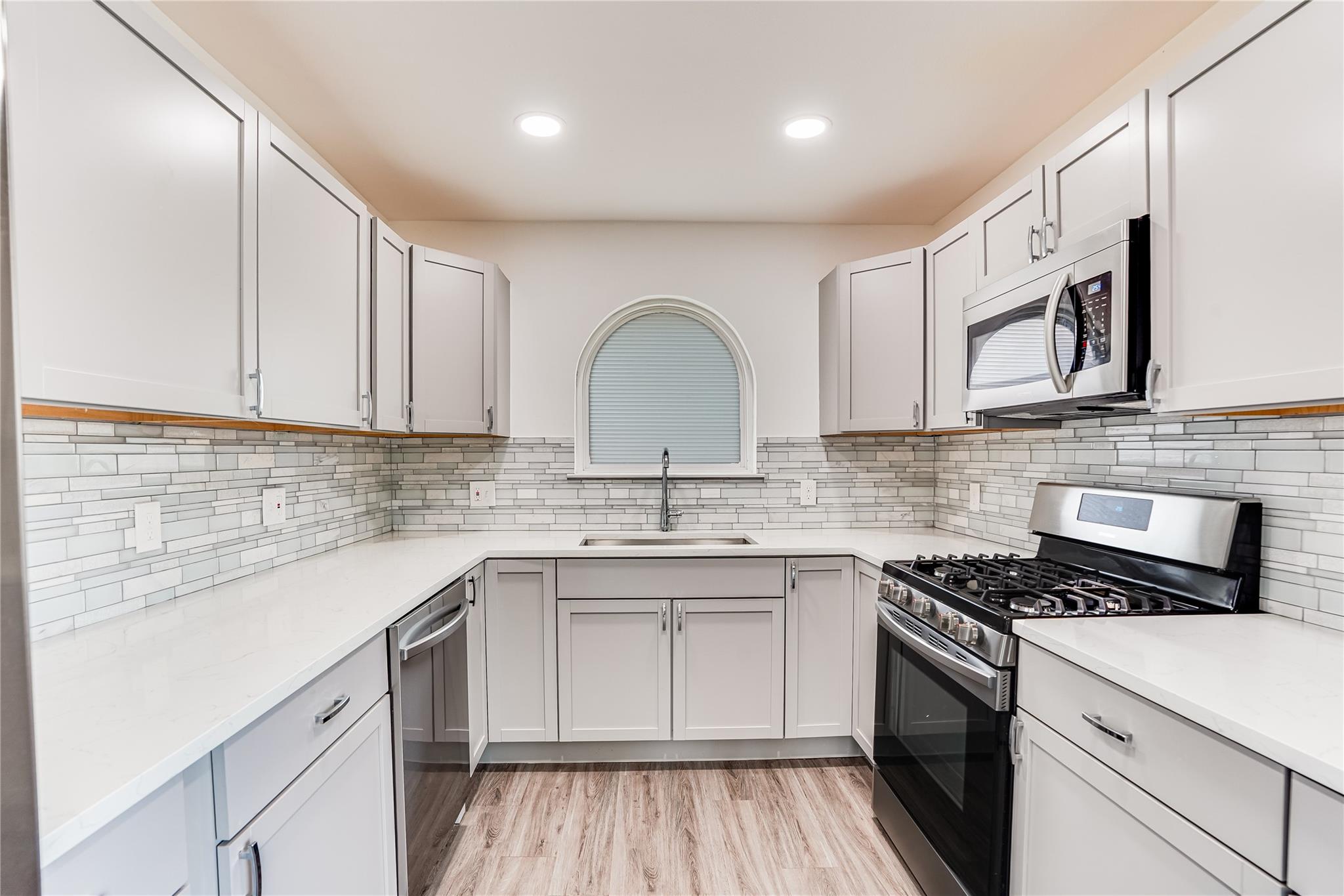 711 Buckingham Pl, Austin, TX 78745