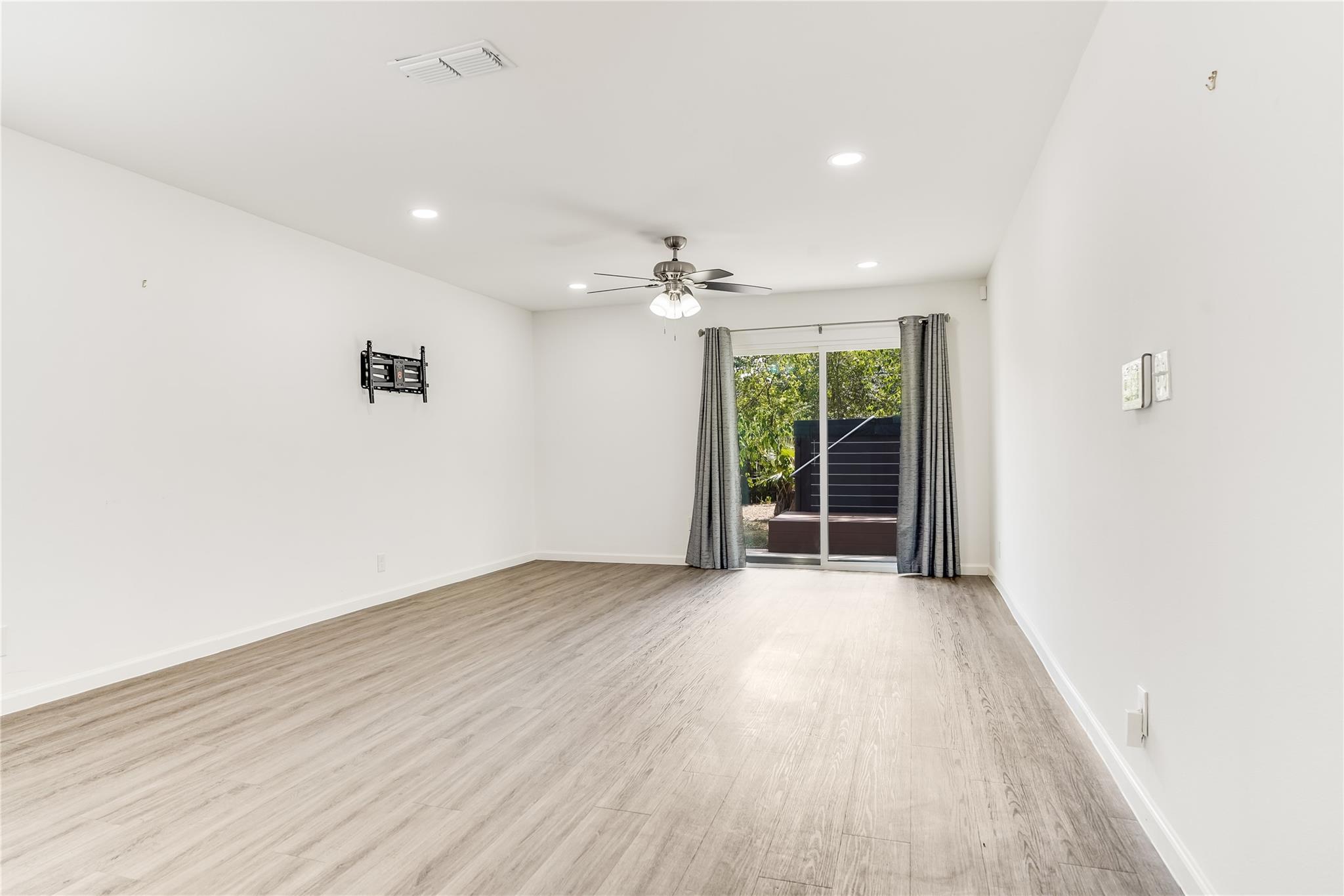 711 Buckingham Pl, Austin, TX 78745