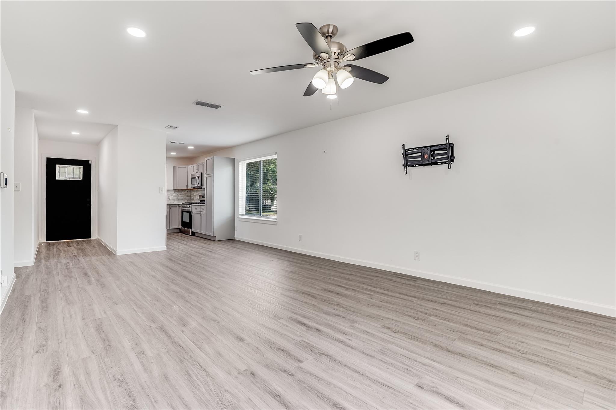 711 Buckingham Pl, Austin, TX 78745