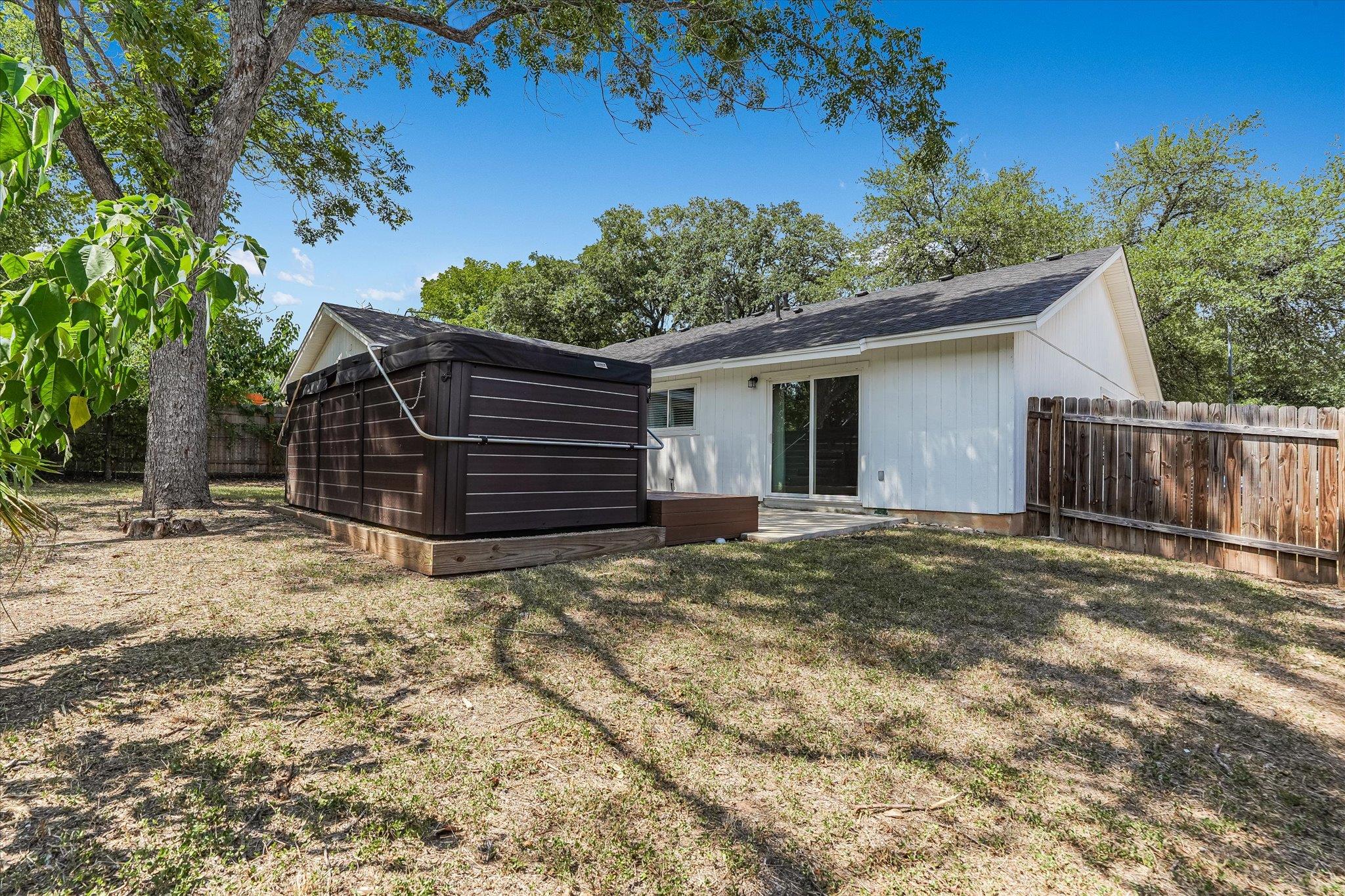 711 Buckingham Pl, Austin, TX 78745