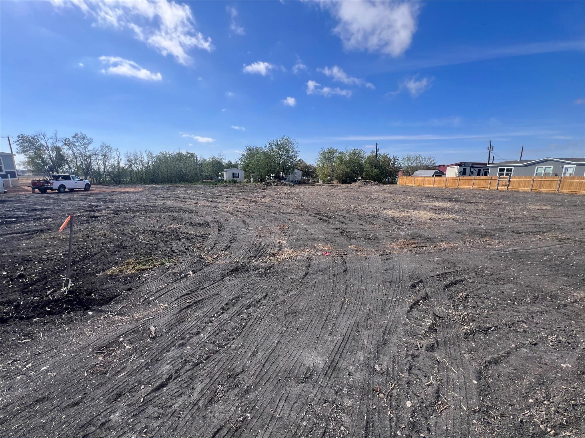 706 E Pecan St, Granger, TX 76530