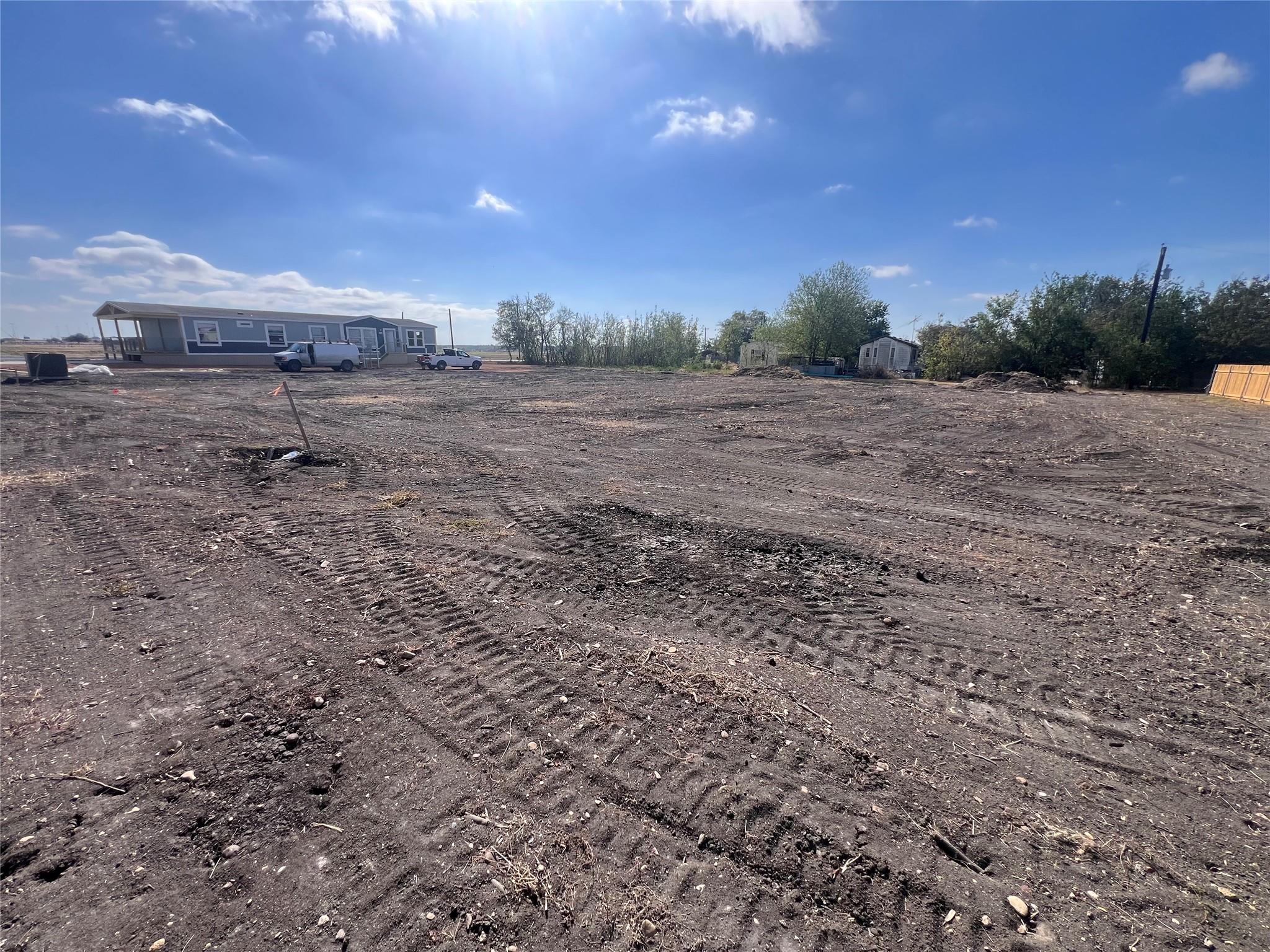 706 E Pecan St, Granger, TX 76530