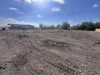 708 E Pecan St, Granger, TX 76530