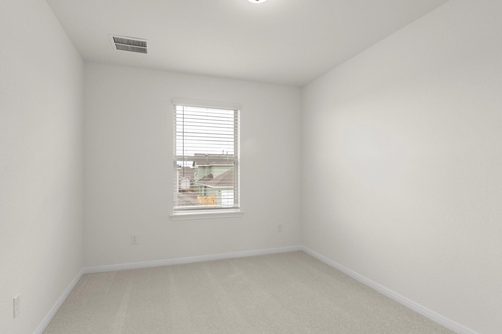 2752 Brand Iron Dr, San Marcos, TX 78666