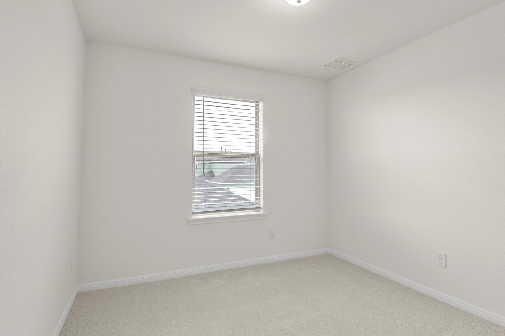 2752 Brand Iron Dr, San Marcos, TX 78666