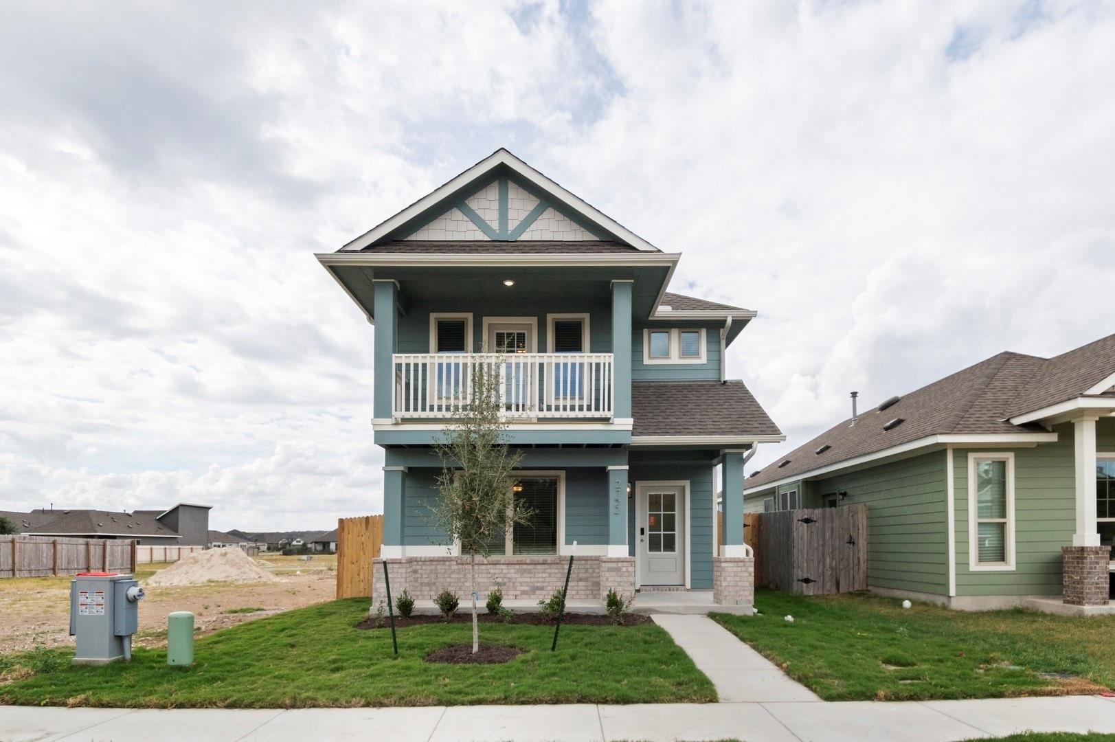 2752 Brand Iron Dr, San Marcos, TX 78666