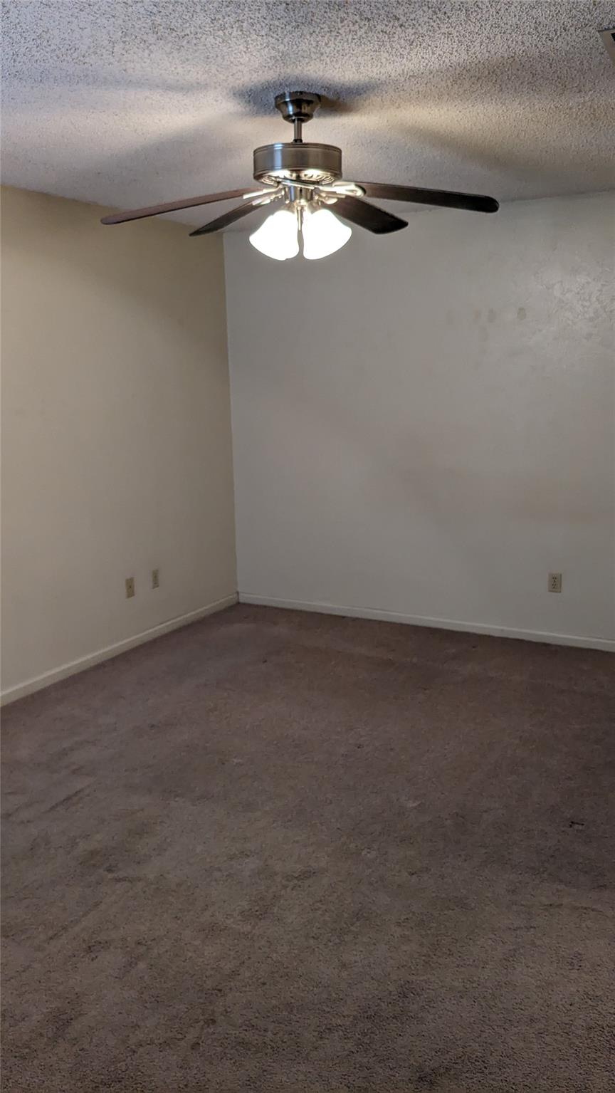 1300 N Bishop St, San Marcos, TX 78666