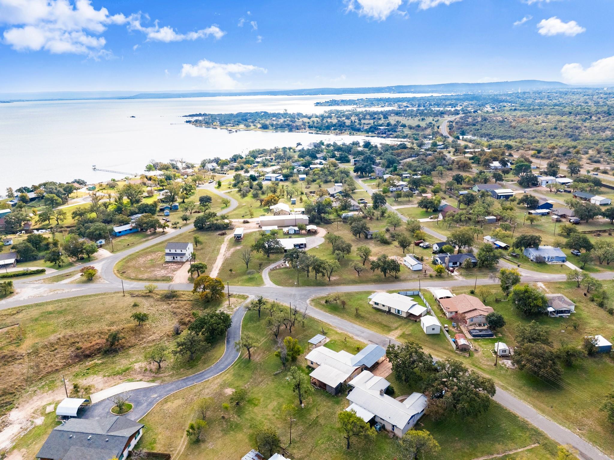 210 Striper Haven Ln, Buchanan Dam, TX 78609