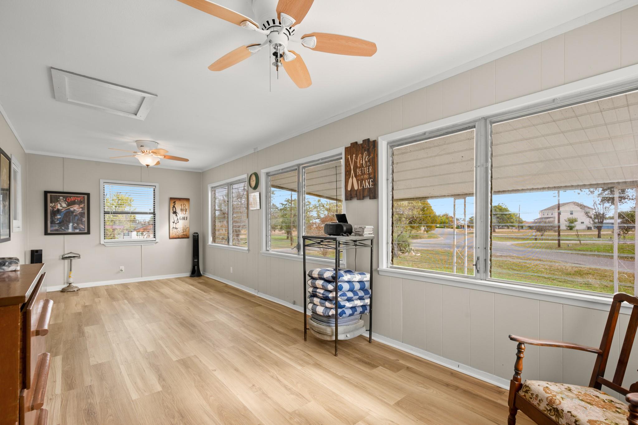 210 Striper Haven Ln, Buchanan Dam, TX 78609