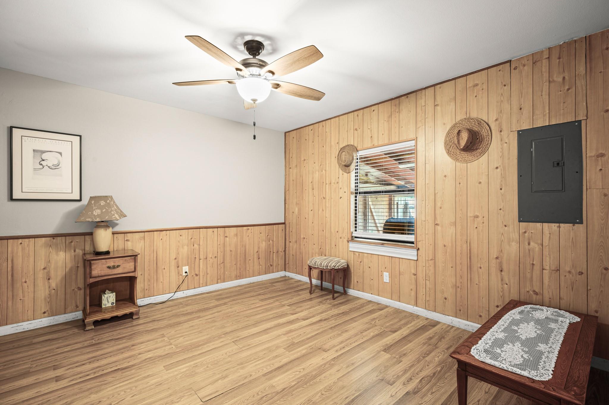 210 Striper Haven Ln, Buchanan Dam, TX 78609