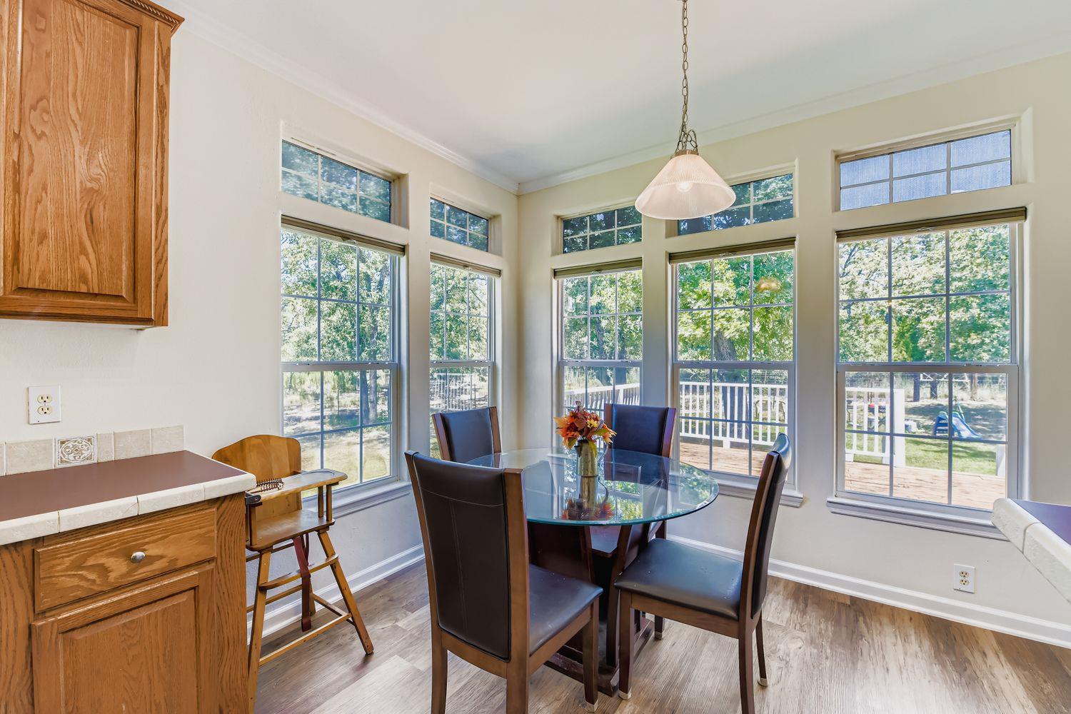 260 Dickerson Ln, Elgin, TX 78621