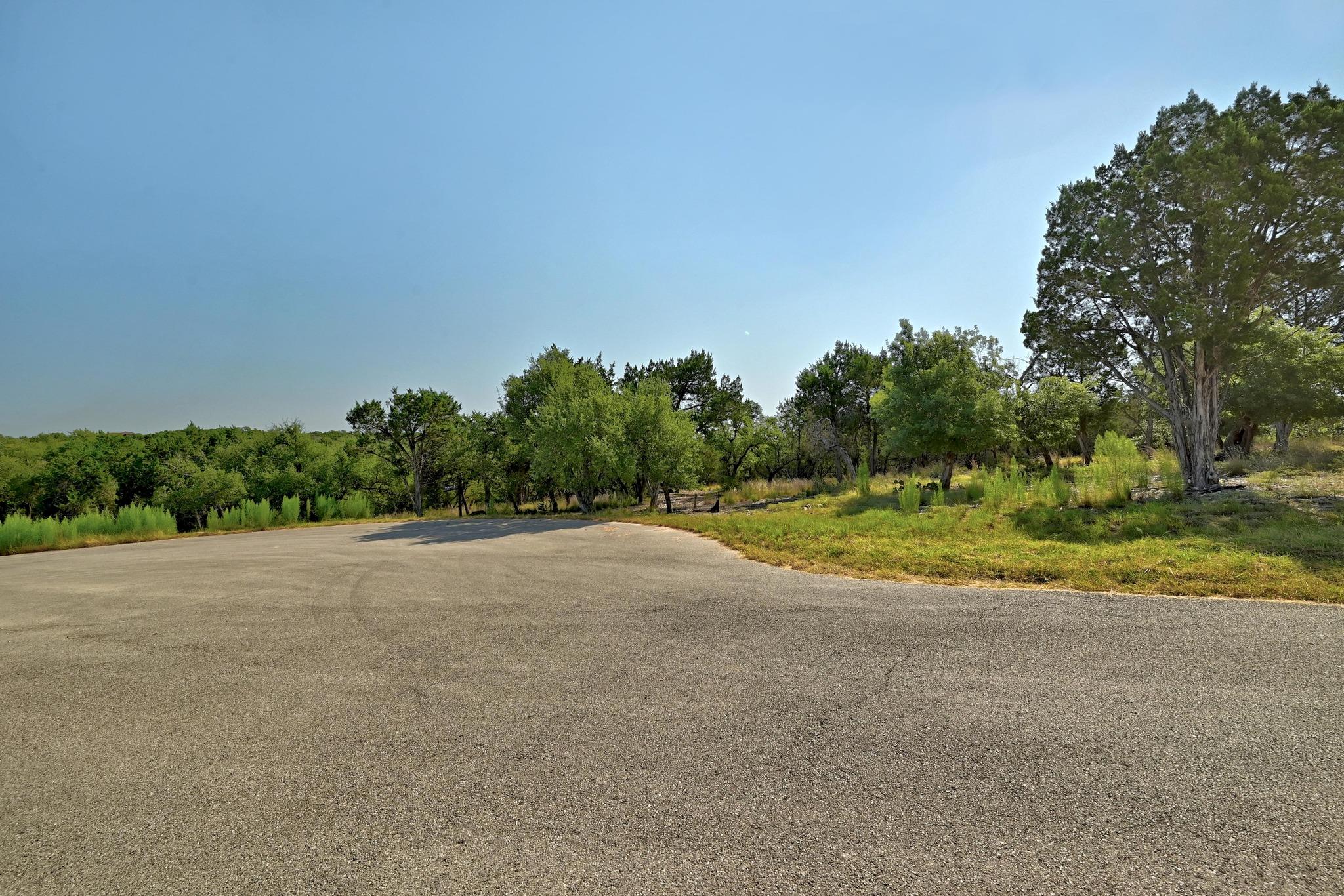 170 Night Wrangler Ln, Driftwood, TX 78619