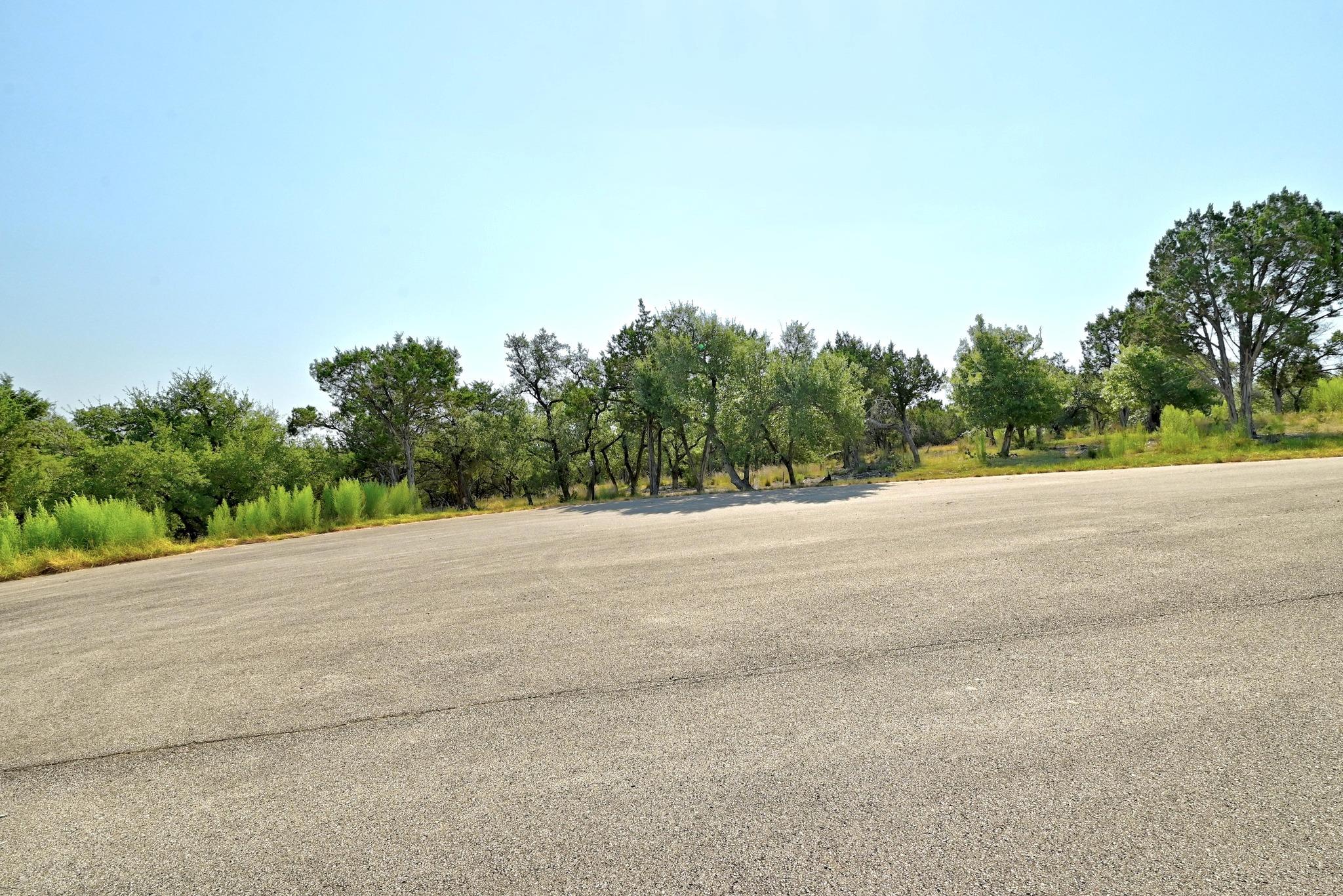 170 Night Wrangler Ln, Driftwood, TX 78619