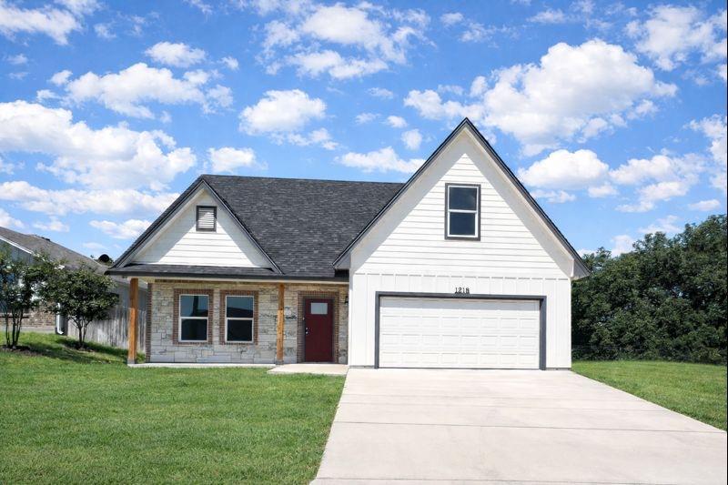 1218 Stone Valley Dr, Lampasas, TX 76550