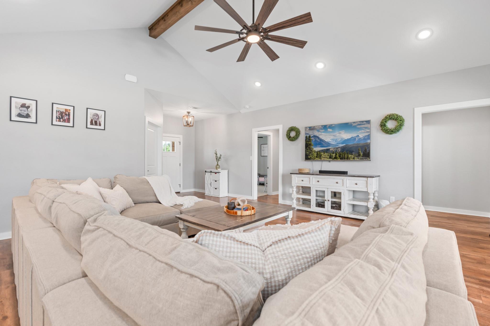 850 County Road 322, Rockdale, TX 76567