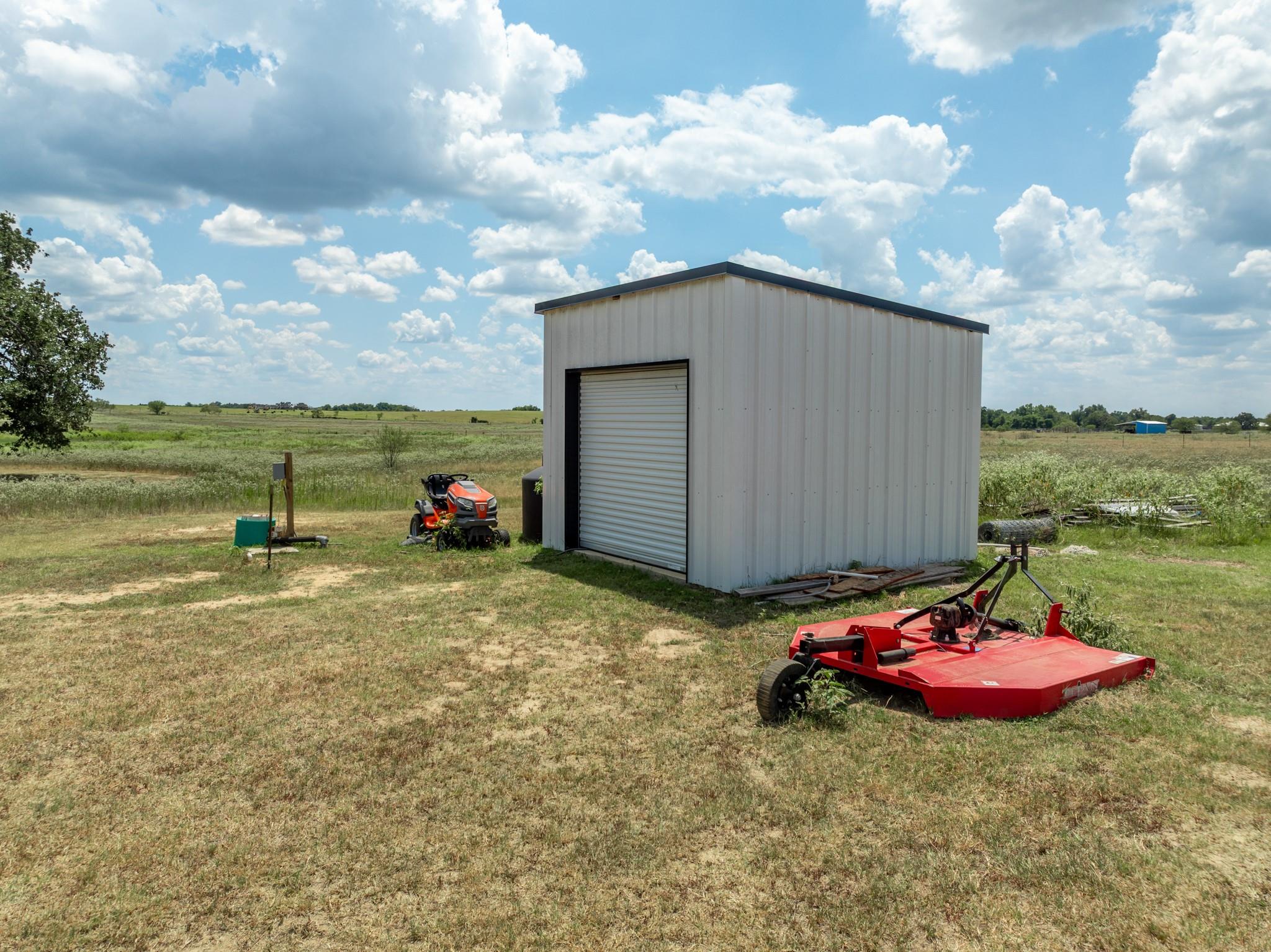 850 County Road 322, Rockdale, TX 76567