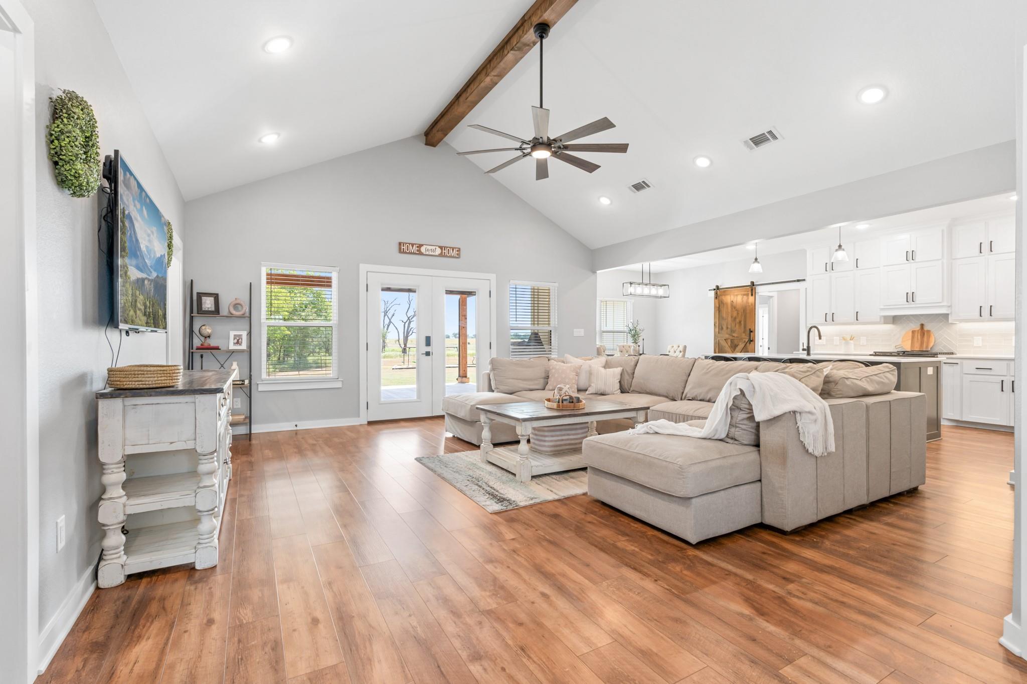 850 County Road 322, Rockdale, TX 76567