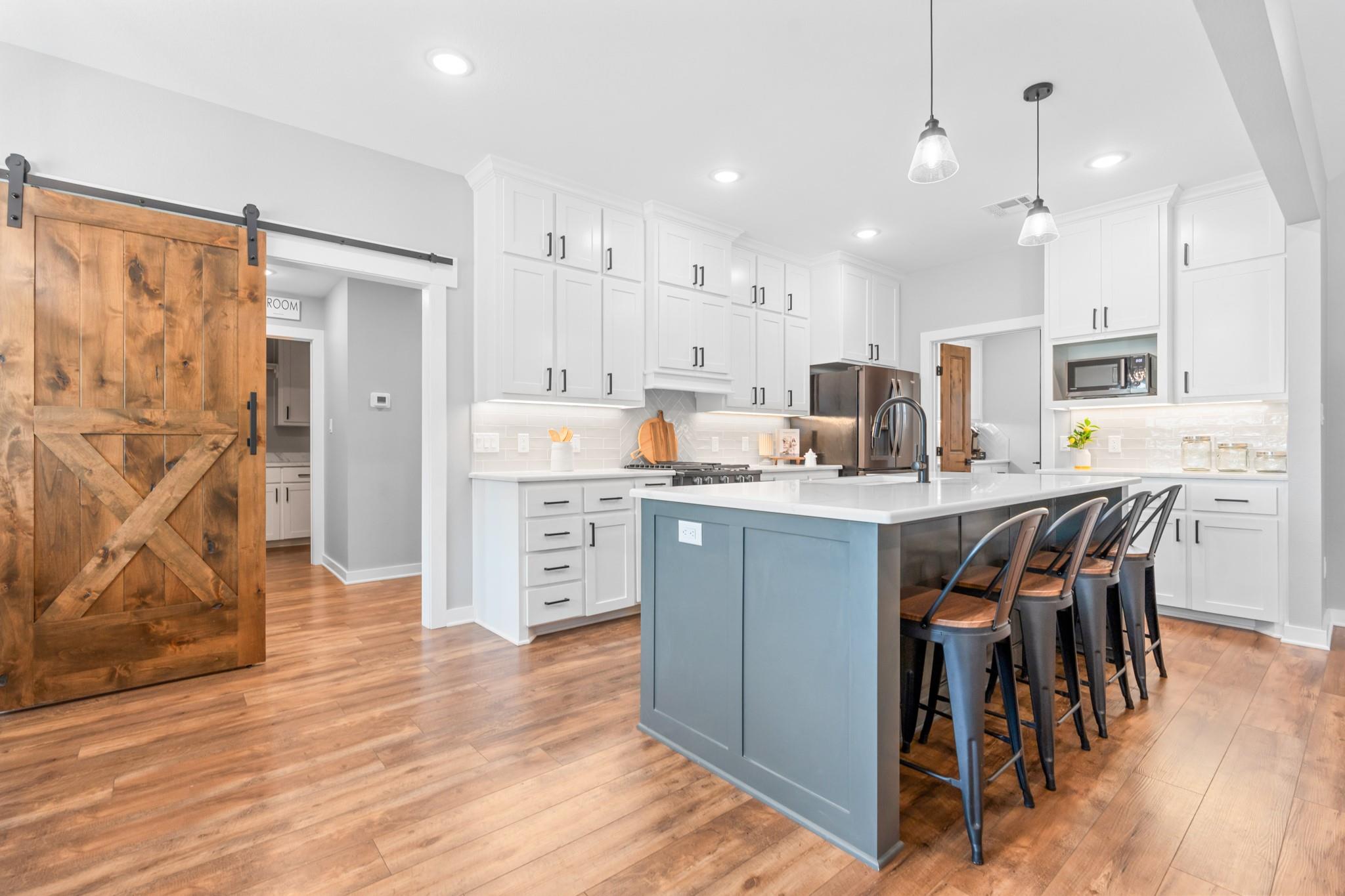 850 County Road 322, Rockdale, TX 76567