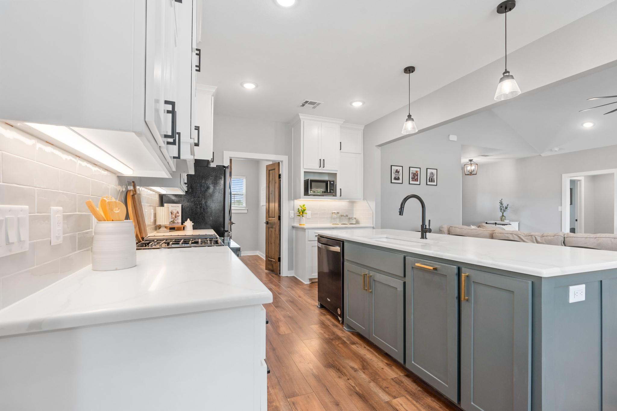 850 County Road 322, Rockdale, TX 76567