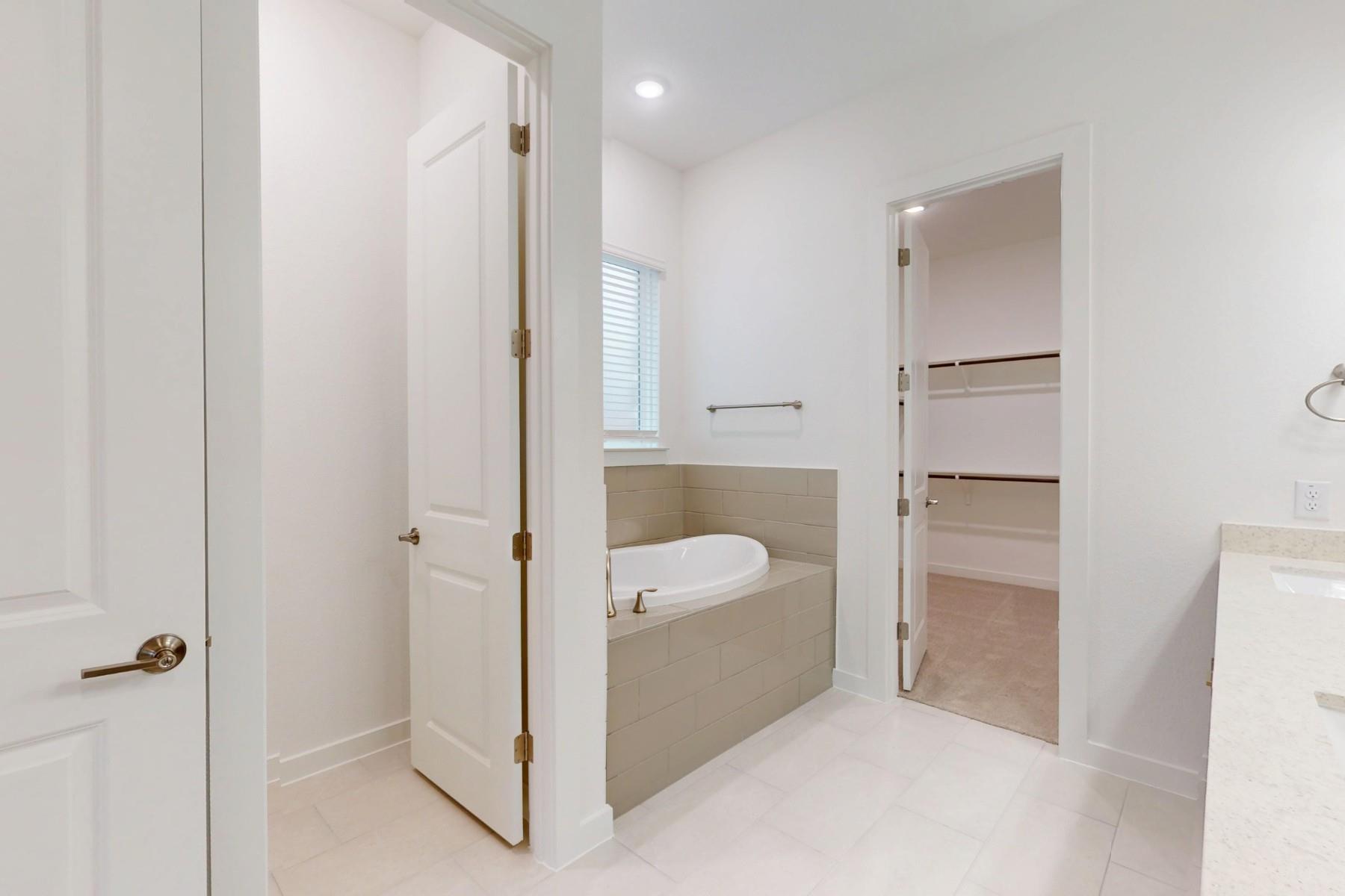 3936 Fulton Dr, Leander, TX 78641