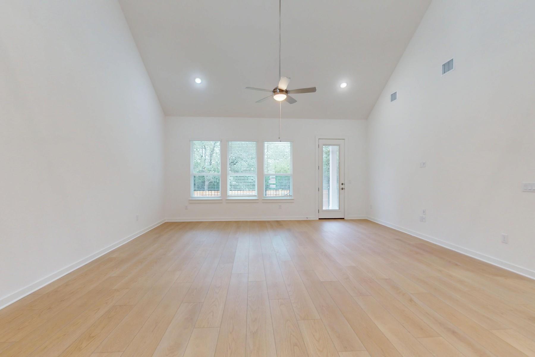 3936 Fulton Dr, Leander, TX 78641