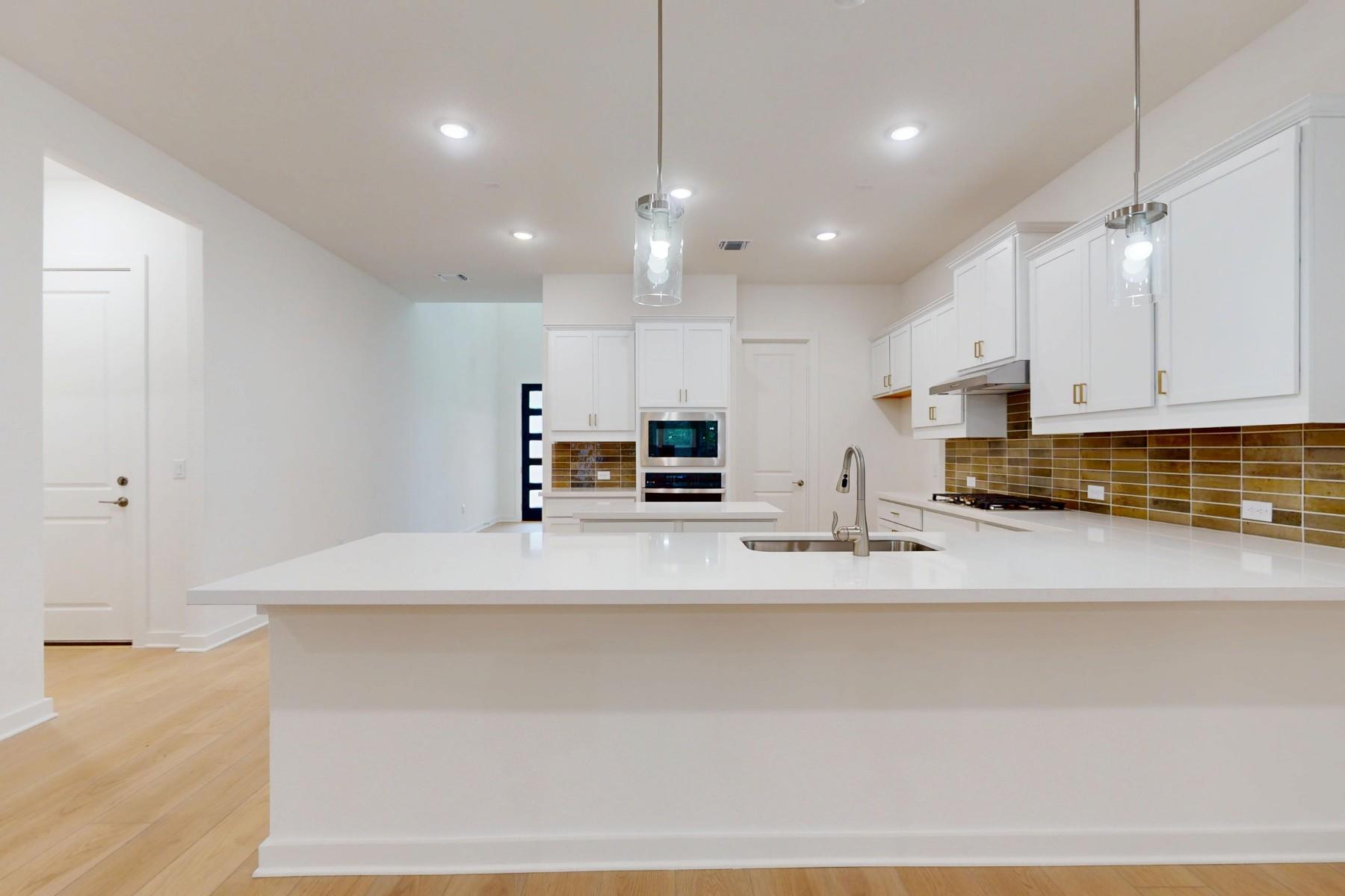 3936 Fulton Dr, Leander, TX 78641