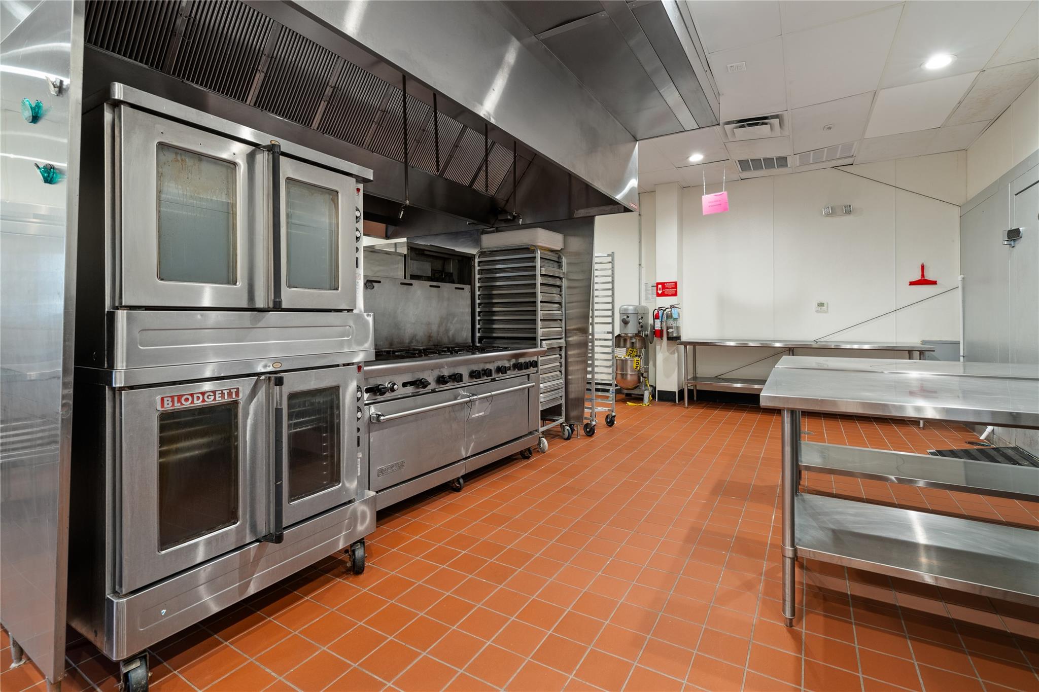 502 Thompson Ln, Austin, TX 78742