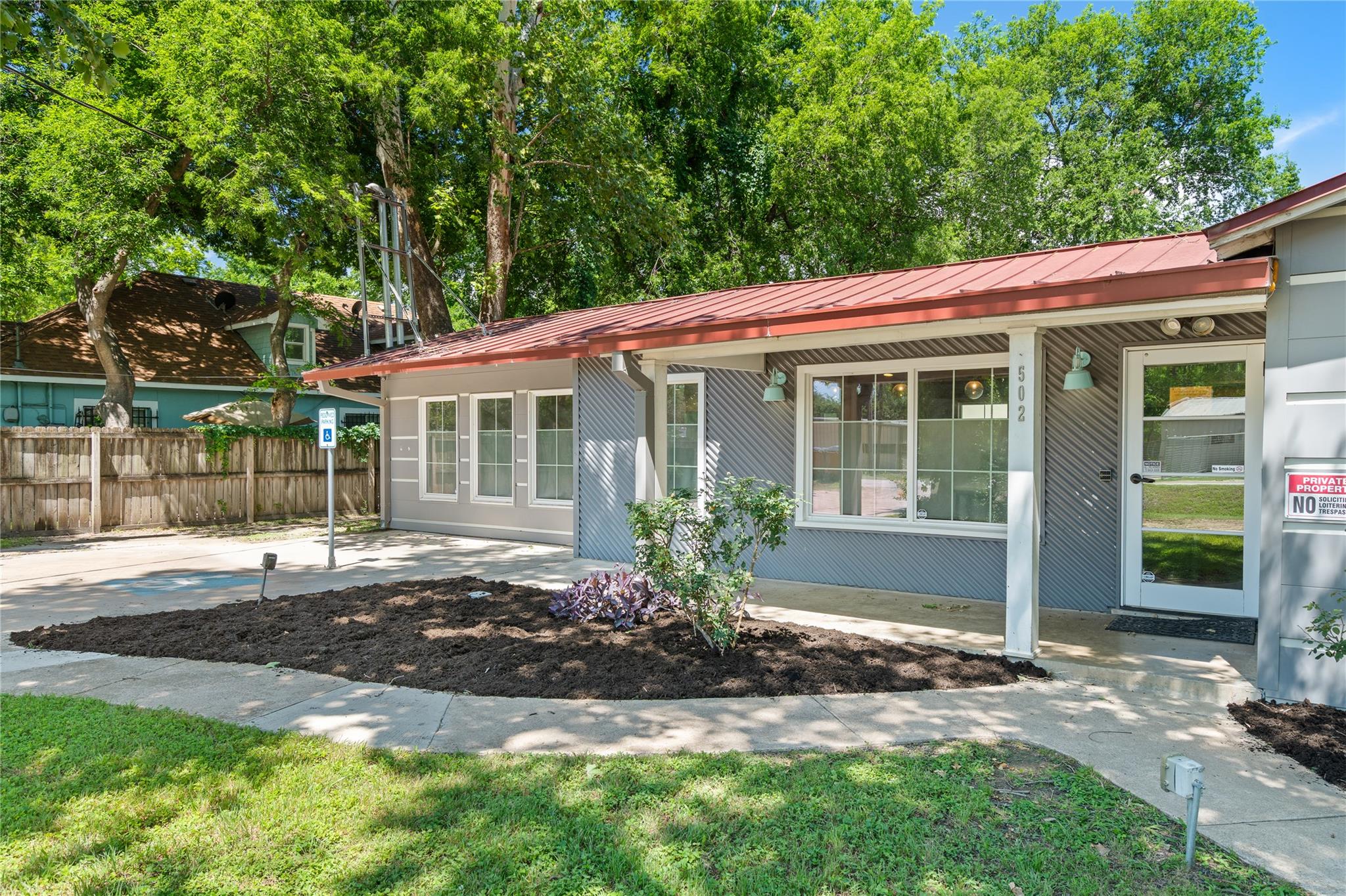502 Thompson Ln, Austin, TX 78742