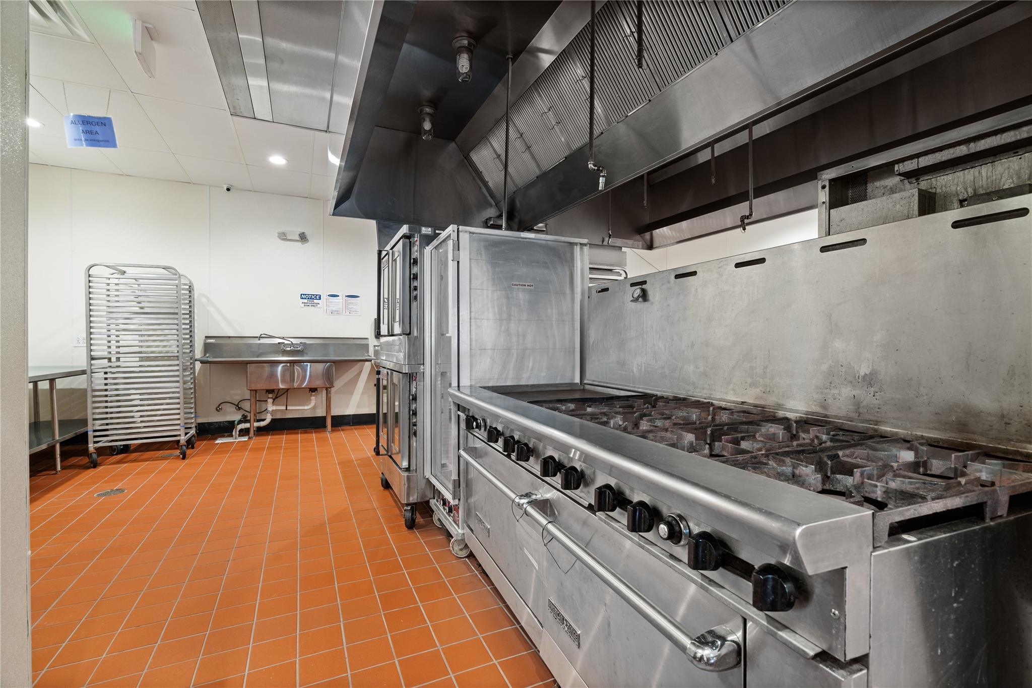 502 Thompson Ln, Austin, TX 78742