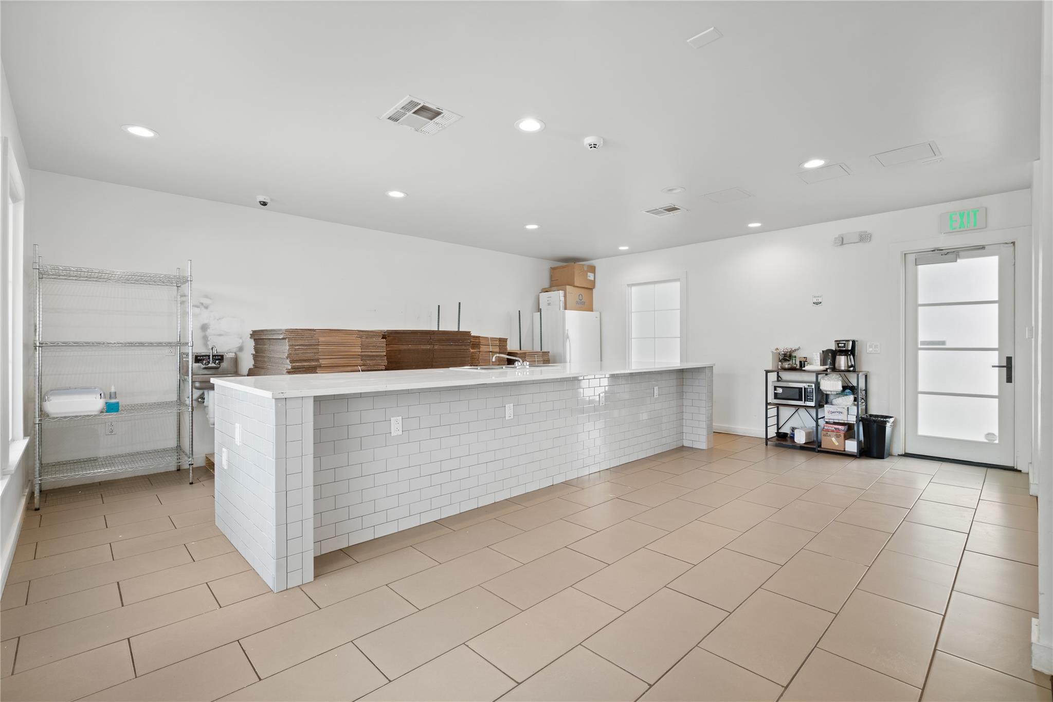 502 Thompson Ln, Austin, TX 78742