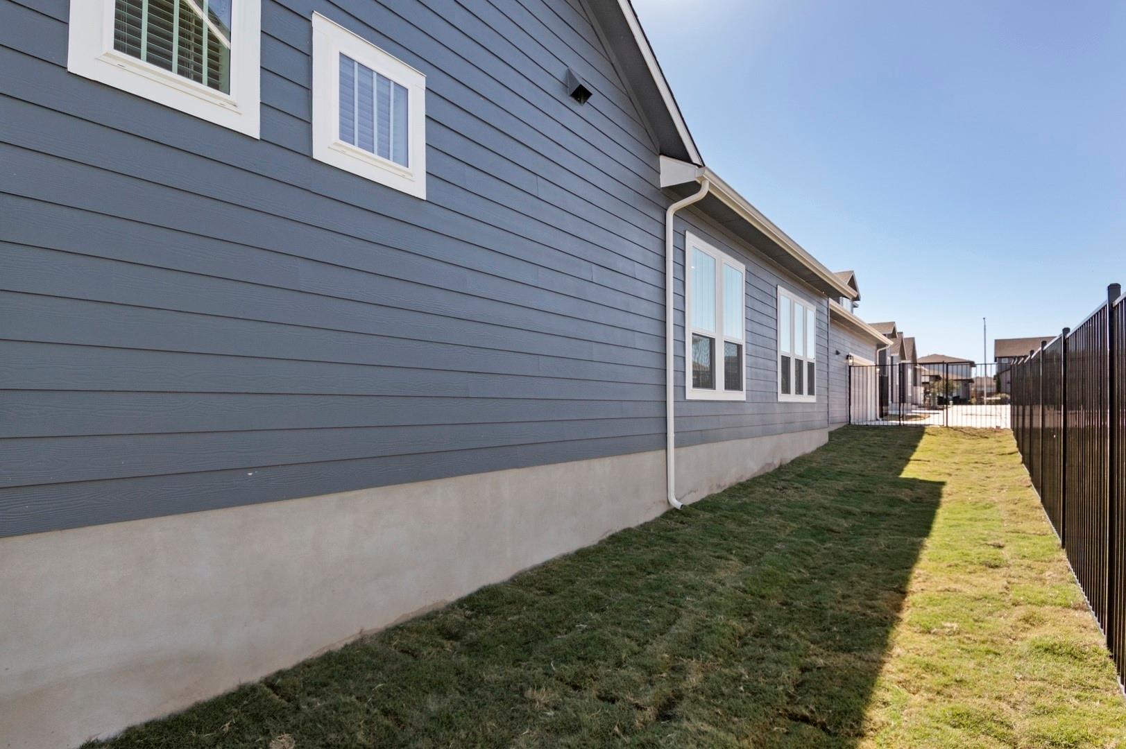 7505 Boyd Haven Dr, Austin, TX 78744