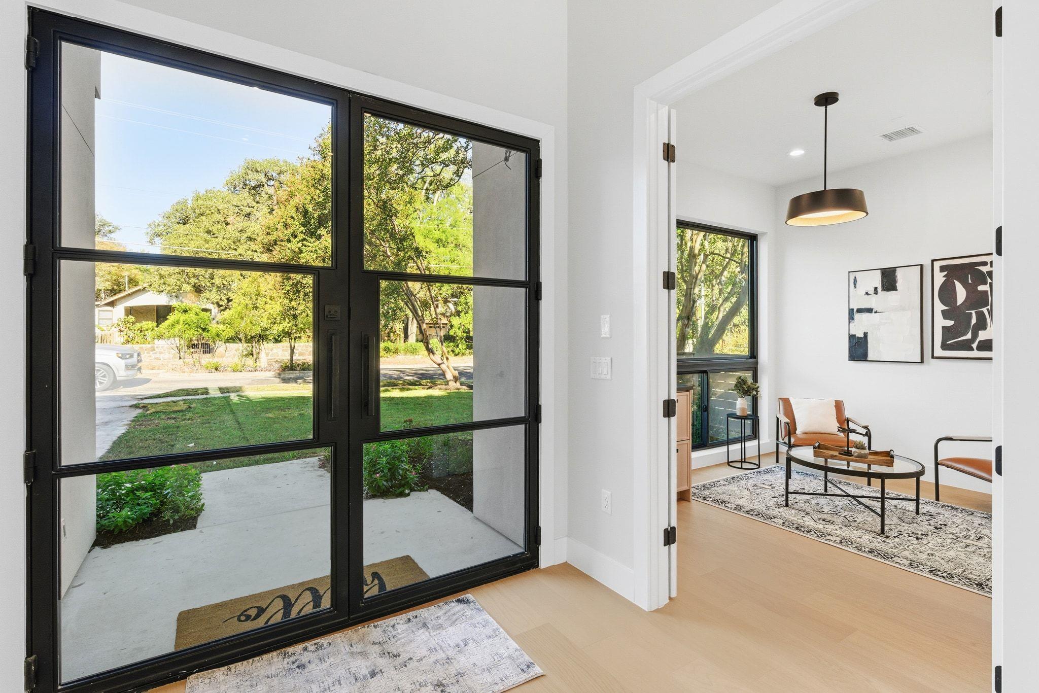 711 Kinney Ave, Austin, TX 78704