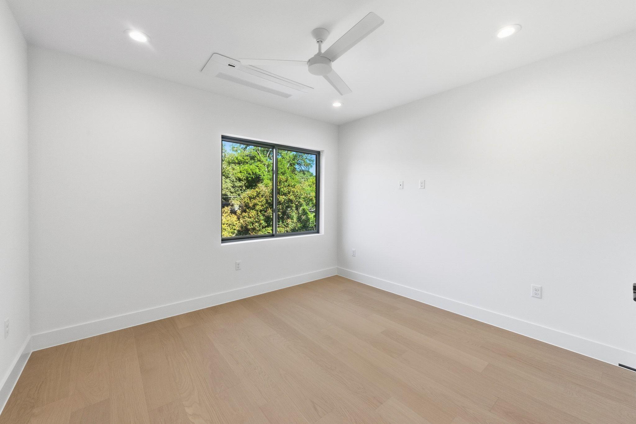 711 Kinney Ave, Austin, TX 78704