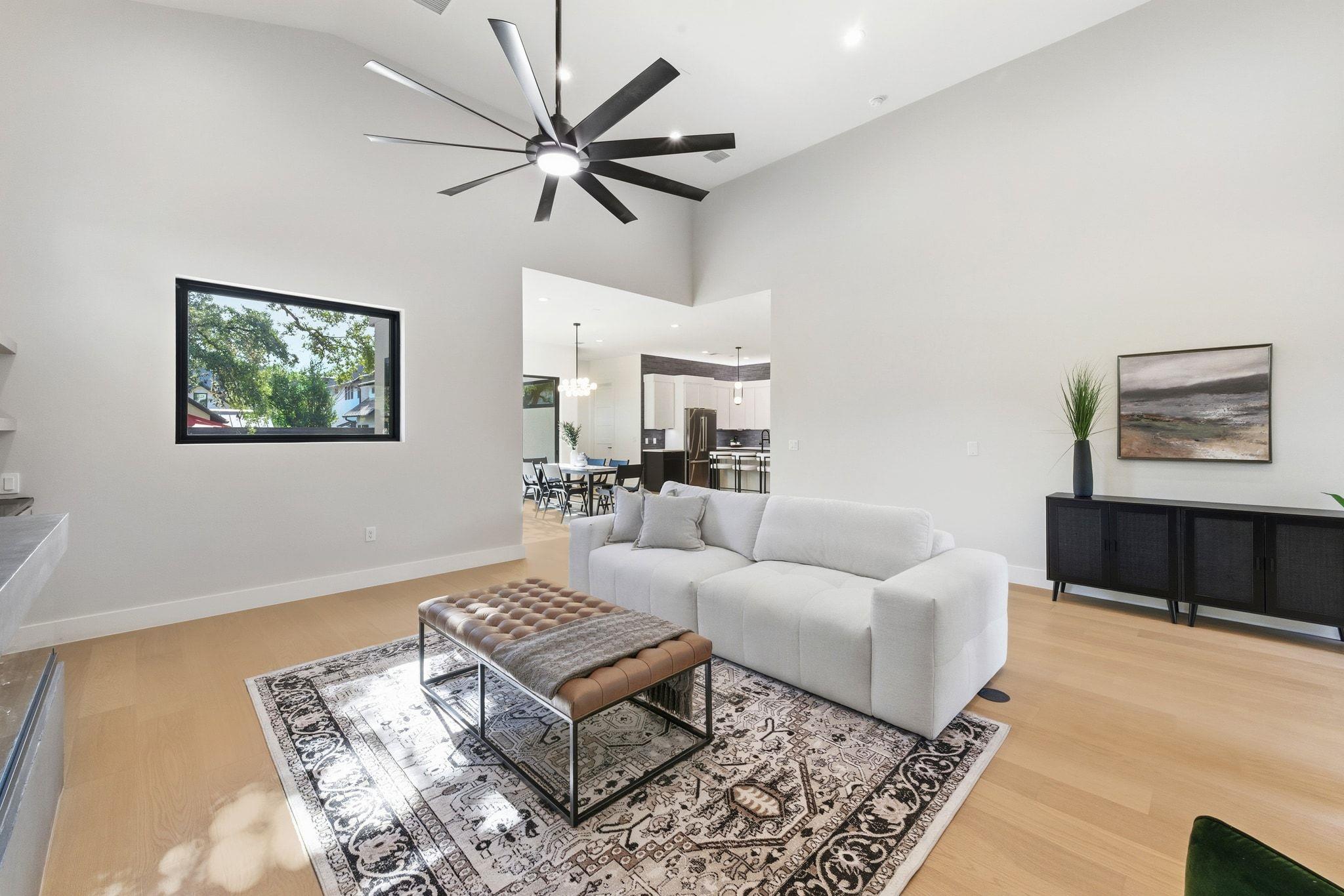 711 Kinney Ave, Austin, TX 78704