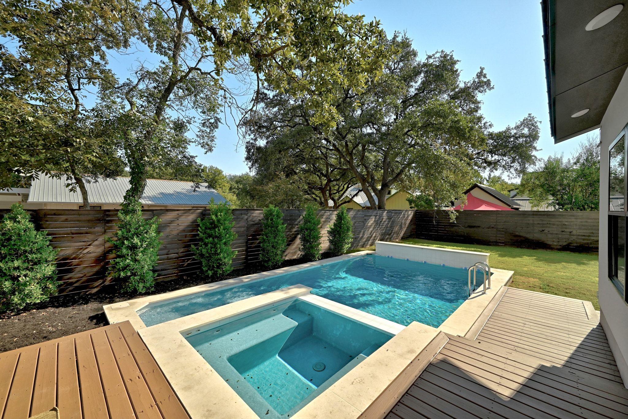 711 Kinney Ave, Austin, TX 78704